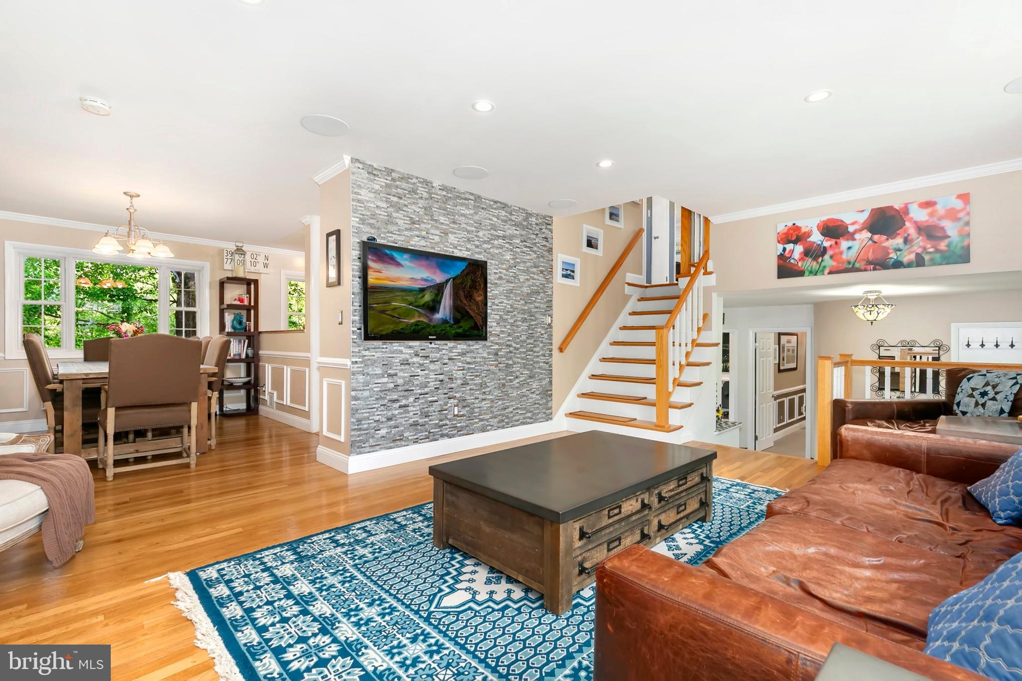 ROCK CREEK MANOR - Residential