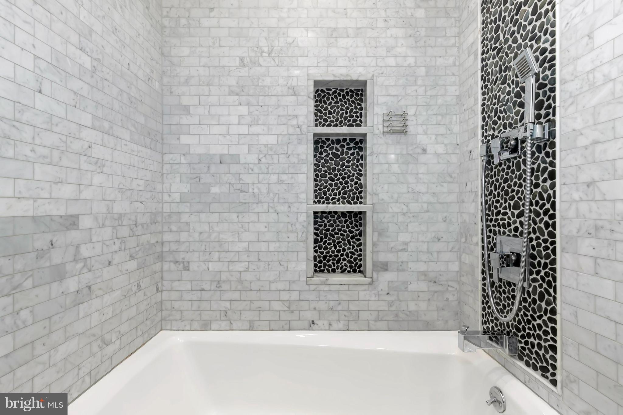 ROCK CREEK MANOR - Residential