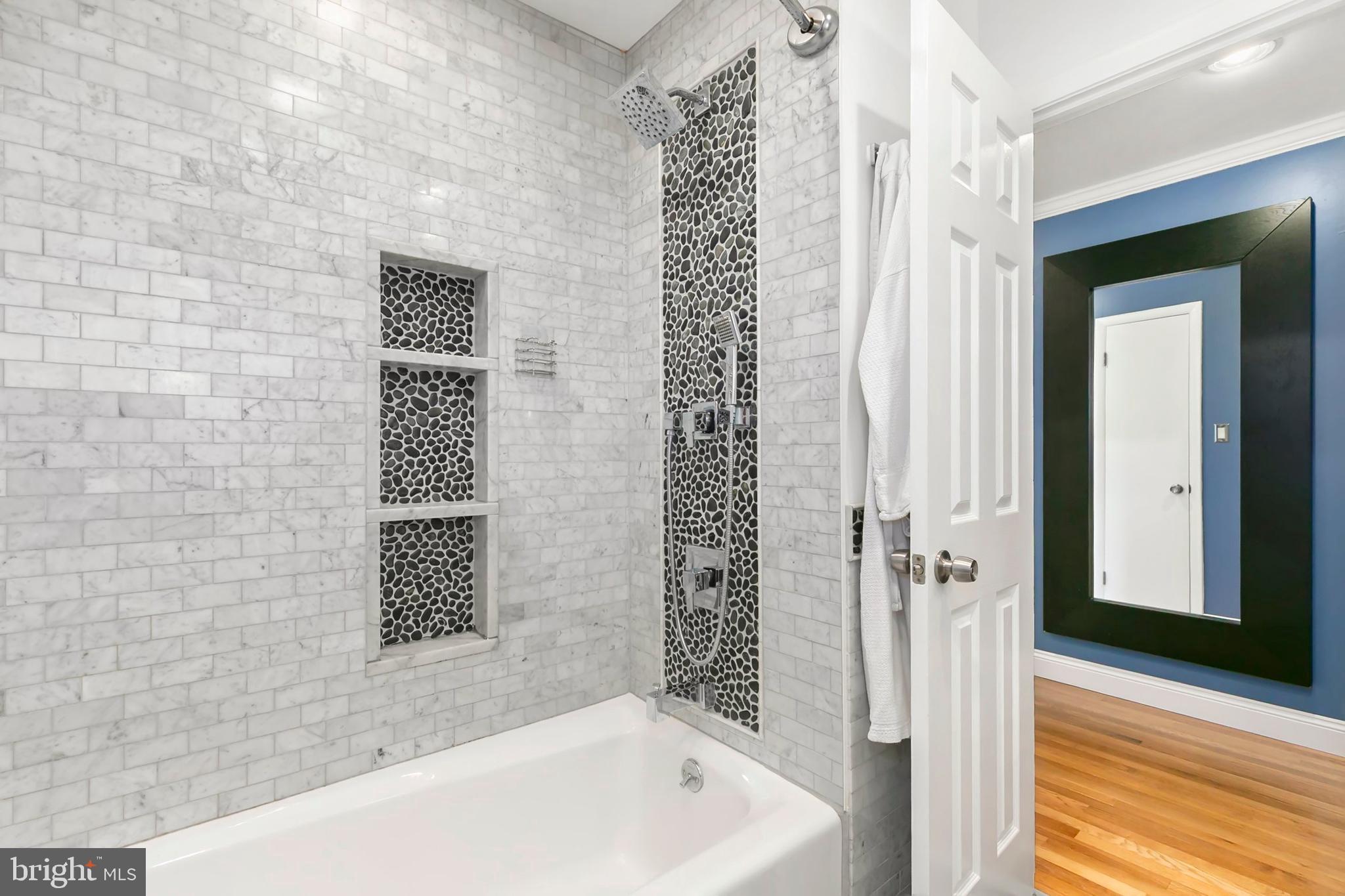 ROCK CREEK MANOR - Residential