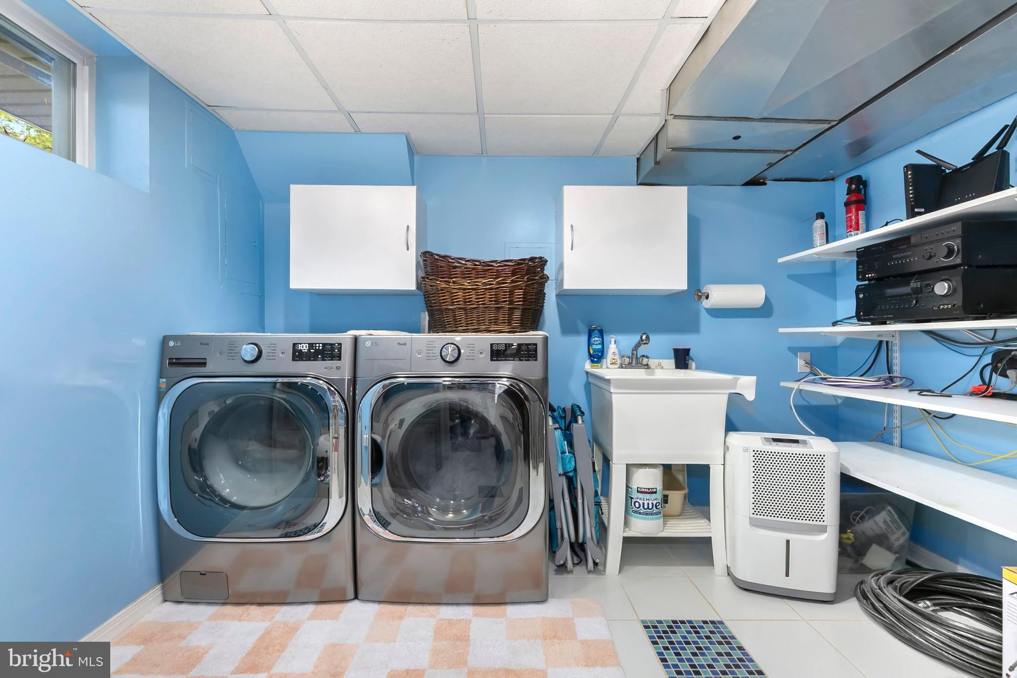 ROCK CREEK MANOR - Residential