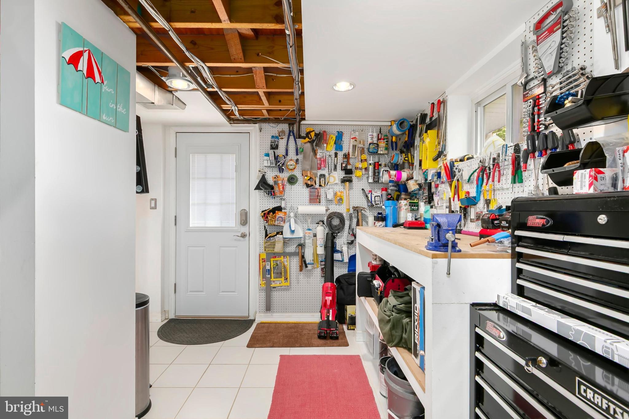 ROCK CREEK MANOR - Residential