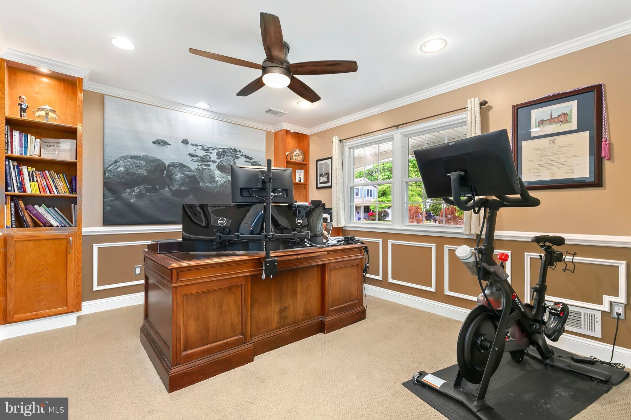 ROCK CREEK MANOR - Residential