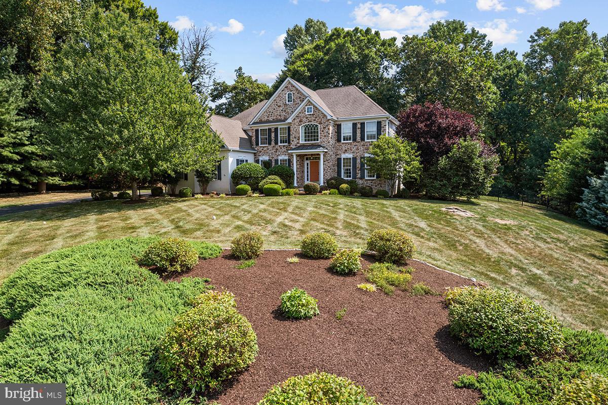 PONDVIEW - Residential