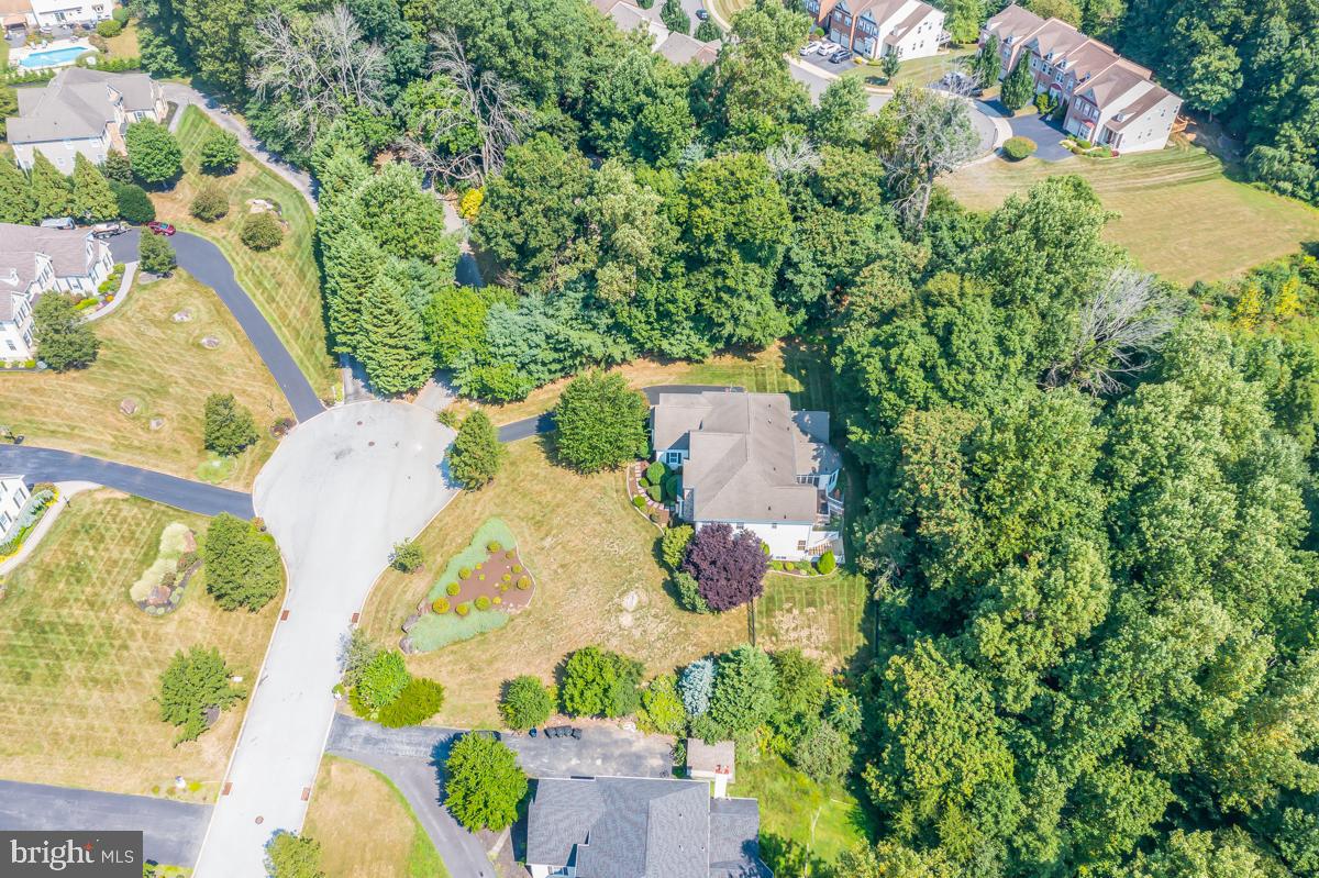 PONDVIEW - Residential