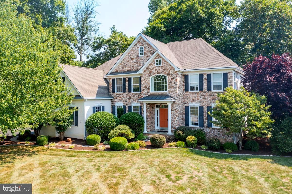 PONDVIEW - Residential