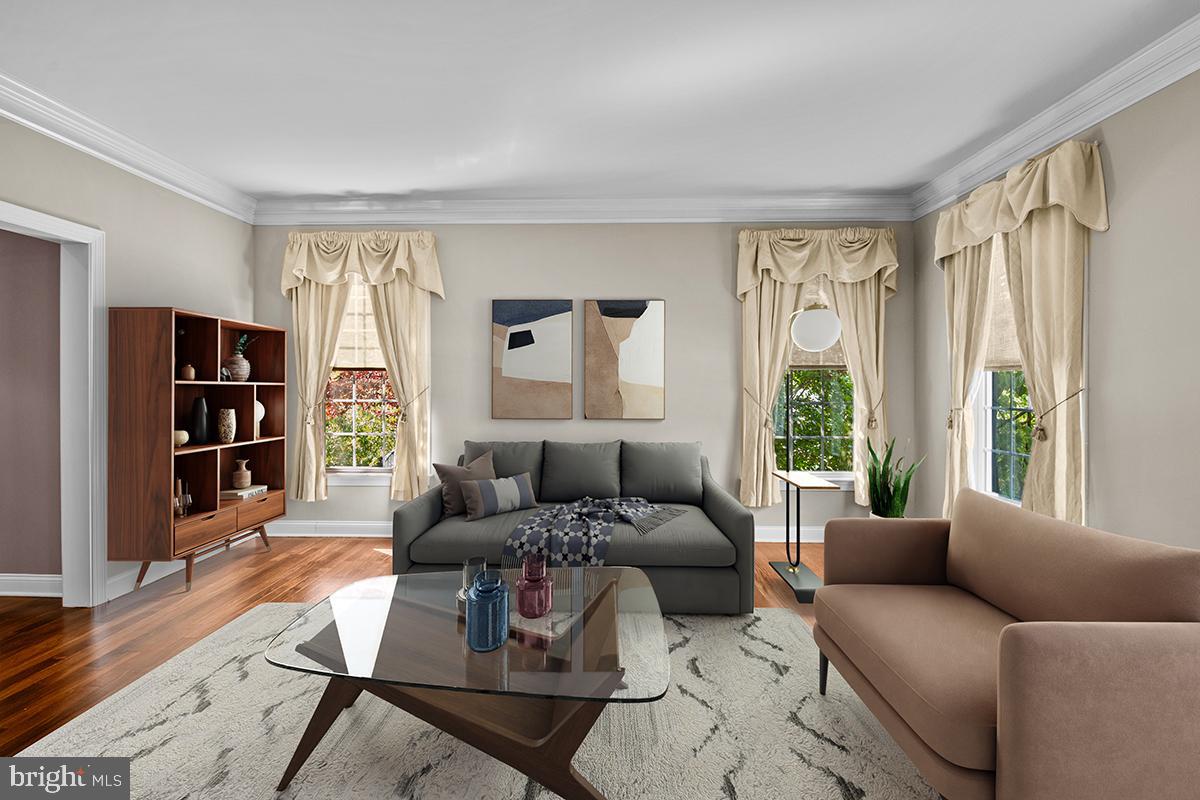 PONDVIEW - Residential