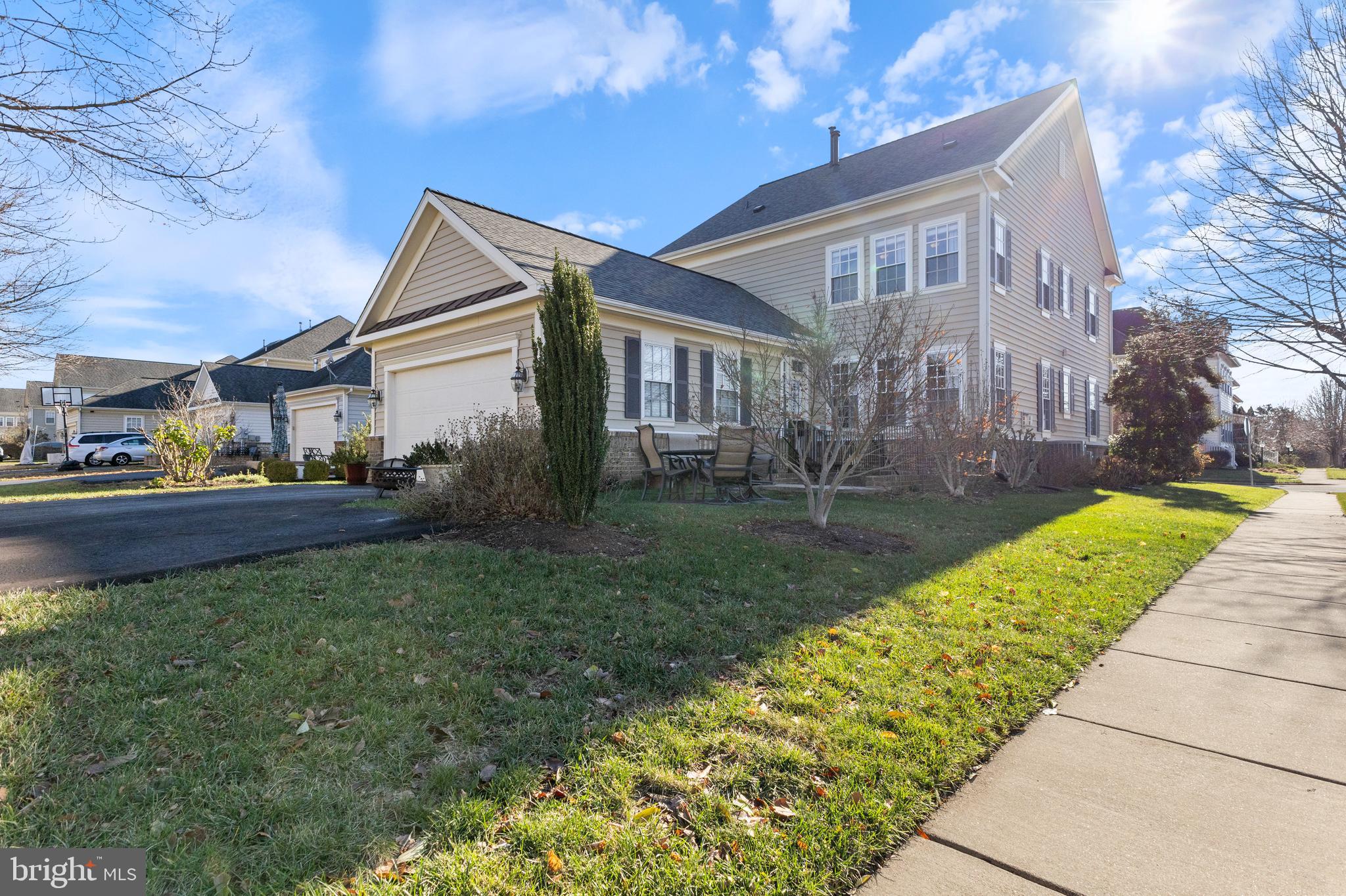 NEW BRISTOW VILLAGE - Residential