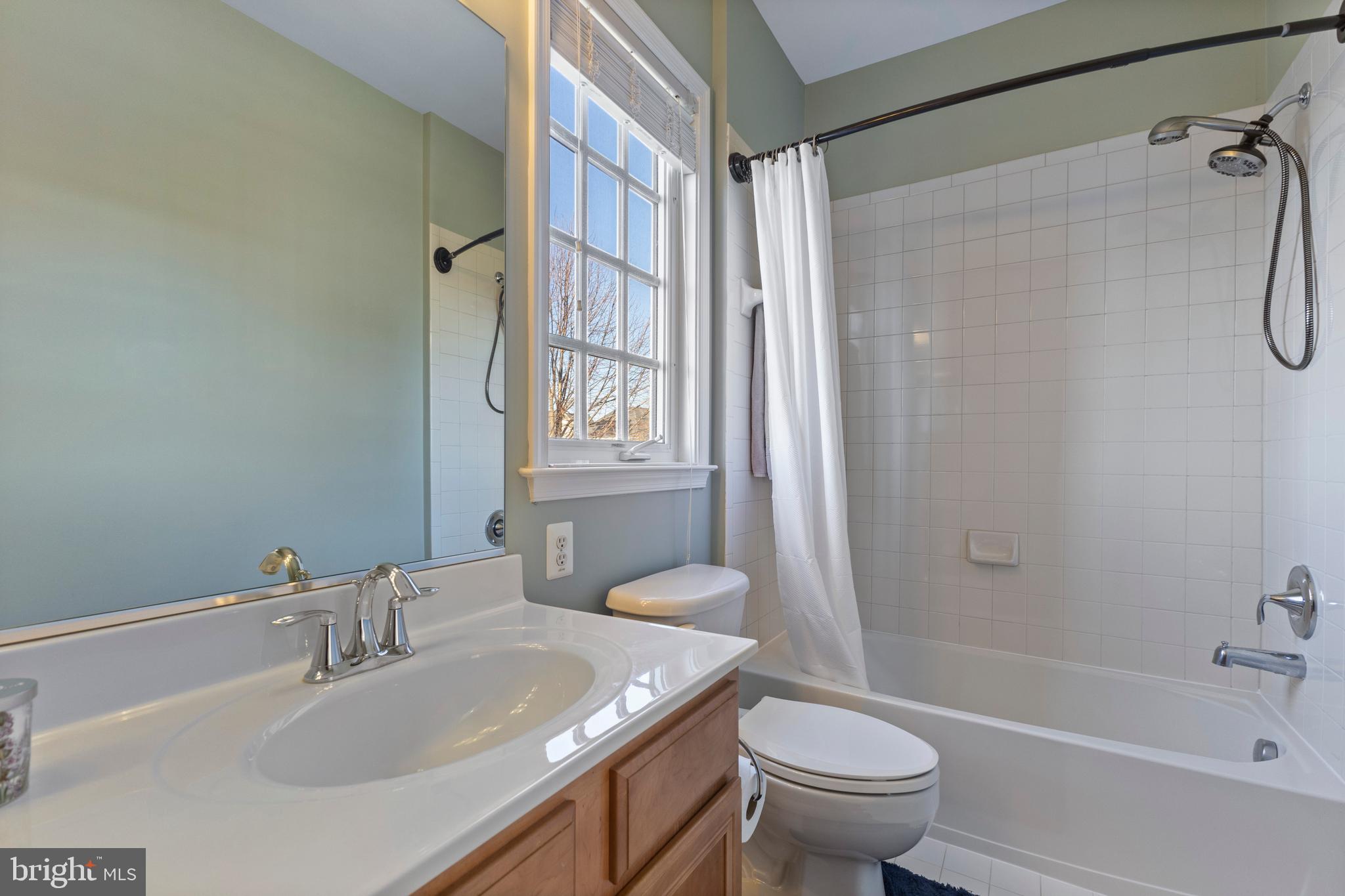 NEW BRISTOW VILLAGE - Residential