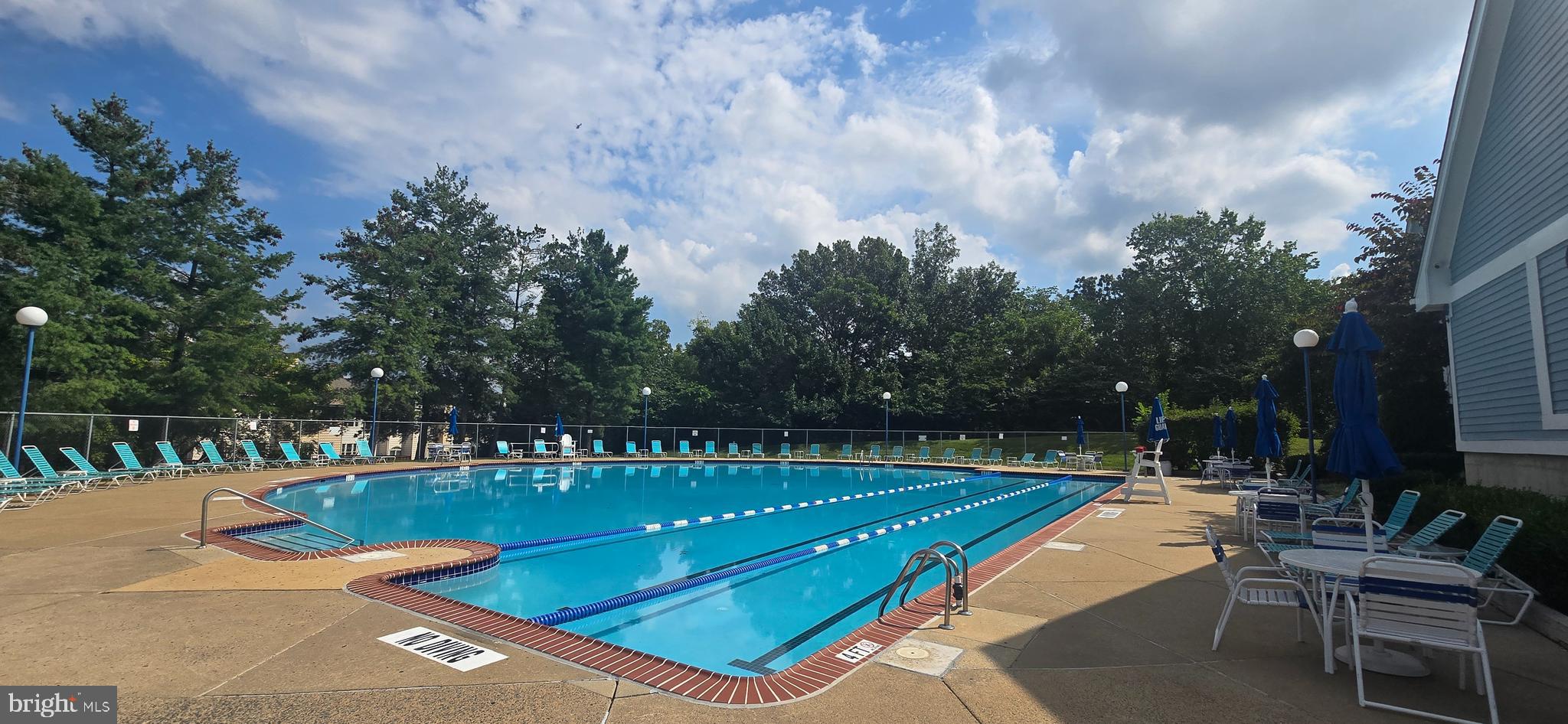 PARADISE - Residential