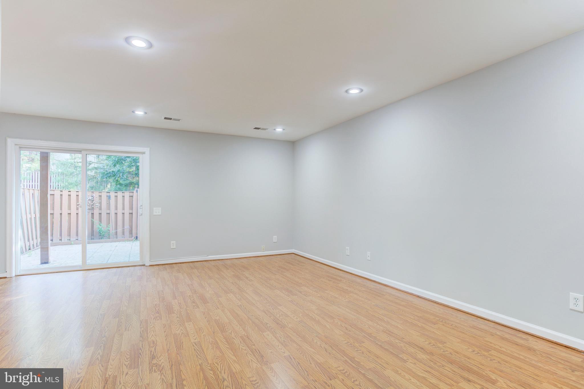 PARADISE - Residential