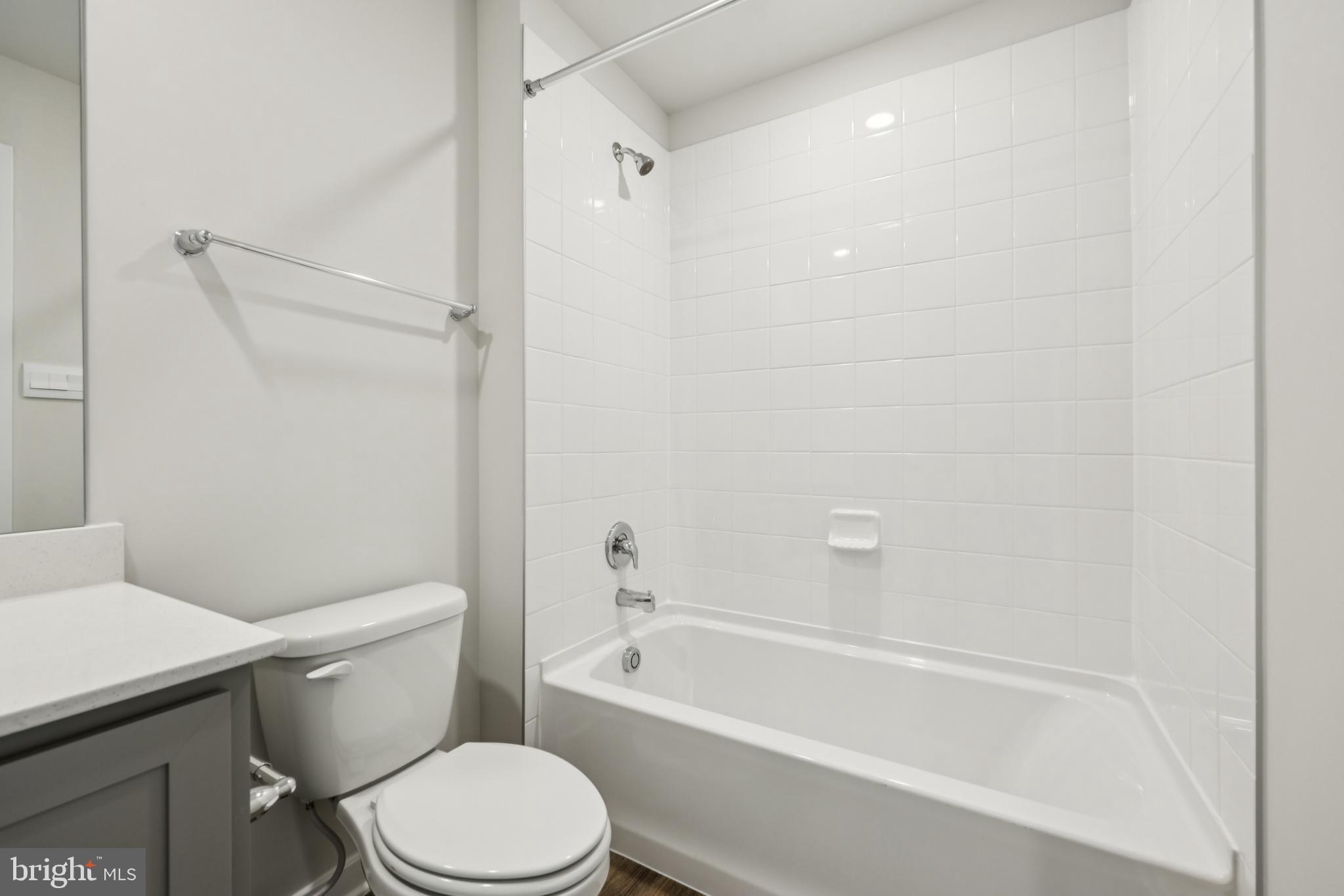 PINEGROVE - Residential