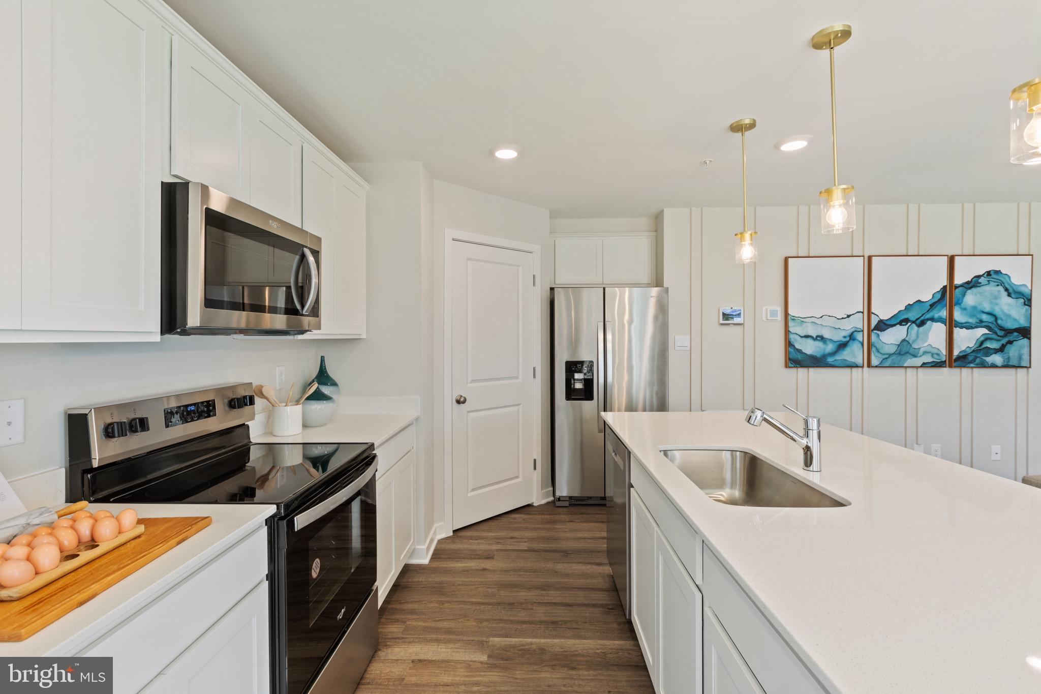 PINEGROVE - Residential