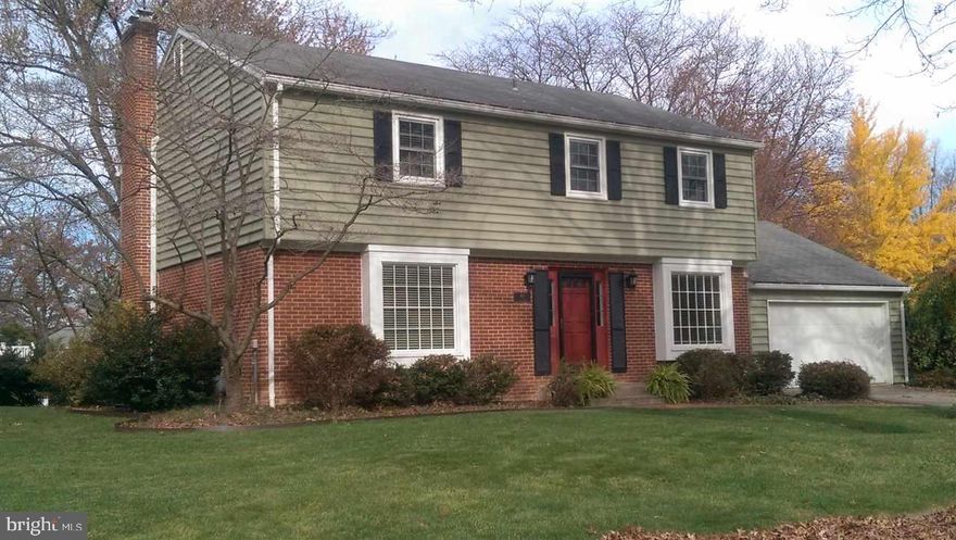 Energy efficient home in desirable Hampden Township. Conveniently located within minutes to Harrisburg & Major Highways. Many upgrades including siding, natural gas heat source, hot water heater, replacement windows, ceramic flooring in kitchen & bathrms, 200 amp elec service, refinished wood floors in LR, DR, & staircase. Updated Bathrms & Kitchen countertops. Finished LL W/wet bar & plenty of storage space. Corner lot with large deck for outdoor entertaining in CV Schl District. Professionally landscaped.