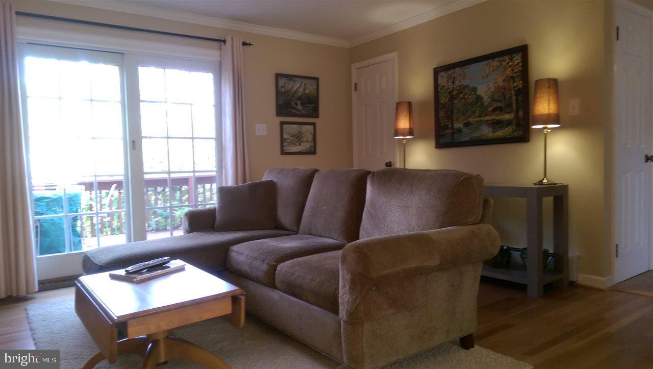 COUNTRY CLUB PARK - Residential