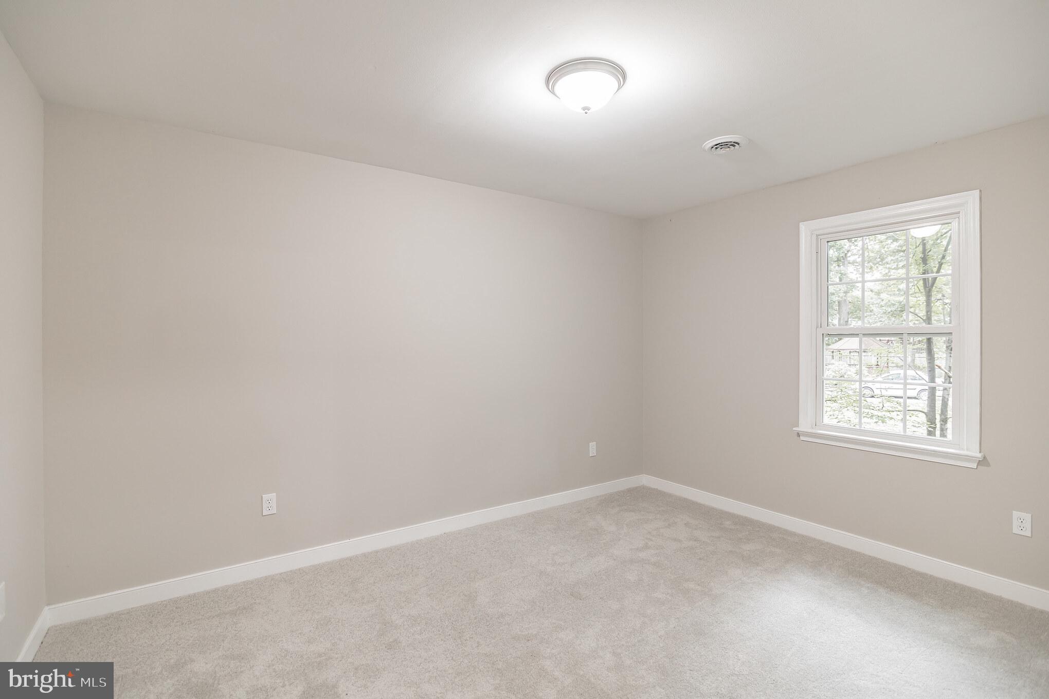 THE COLONIES - Residential