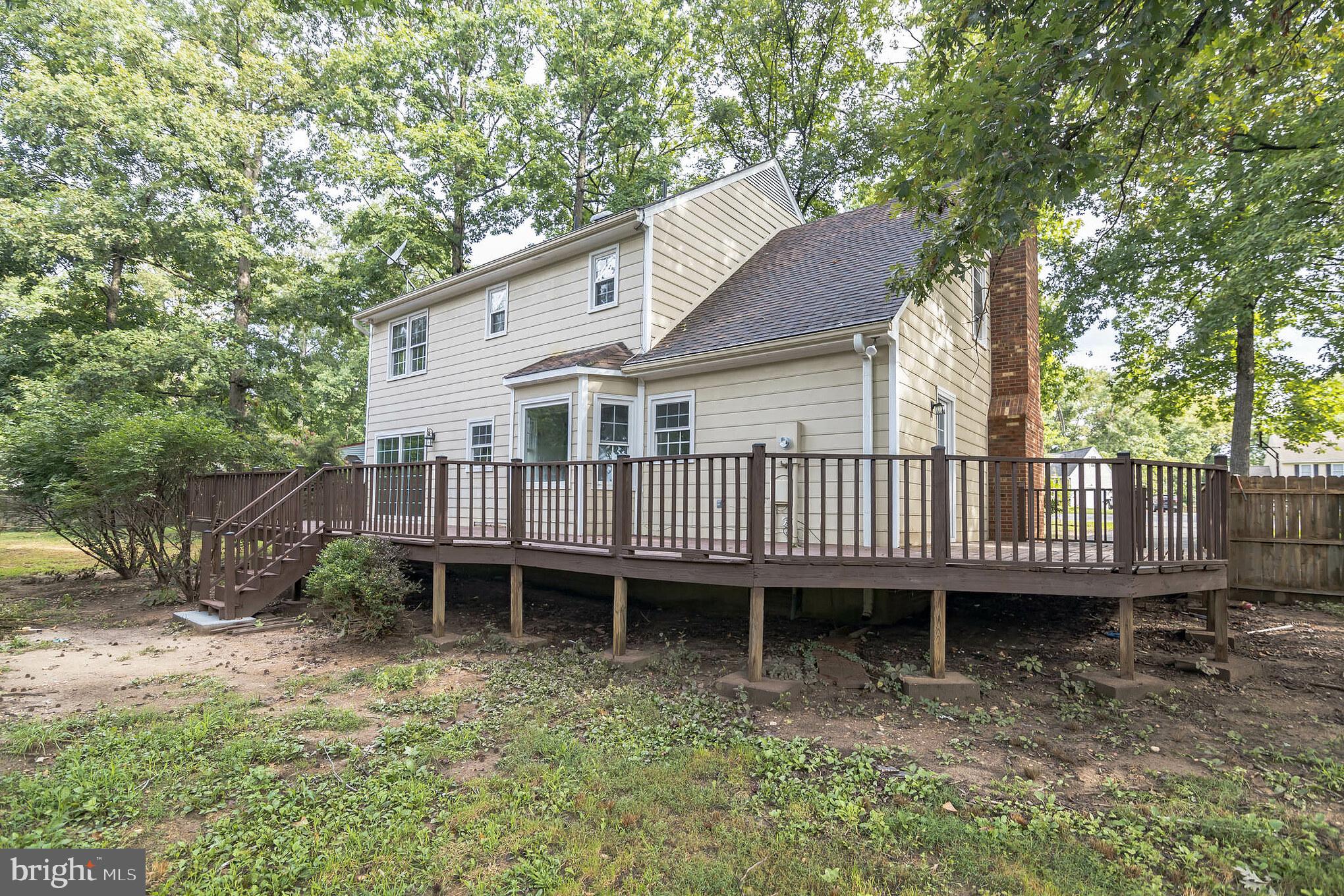 THE COLONIES - Residential