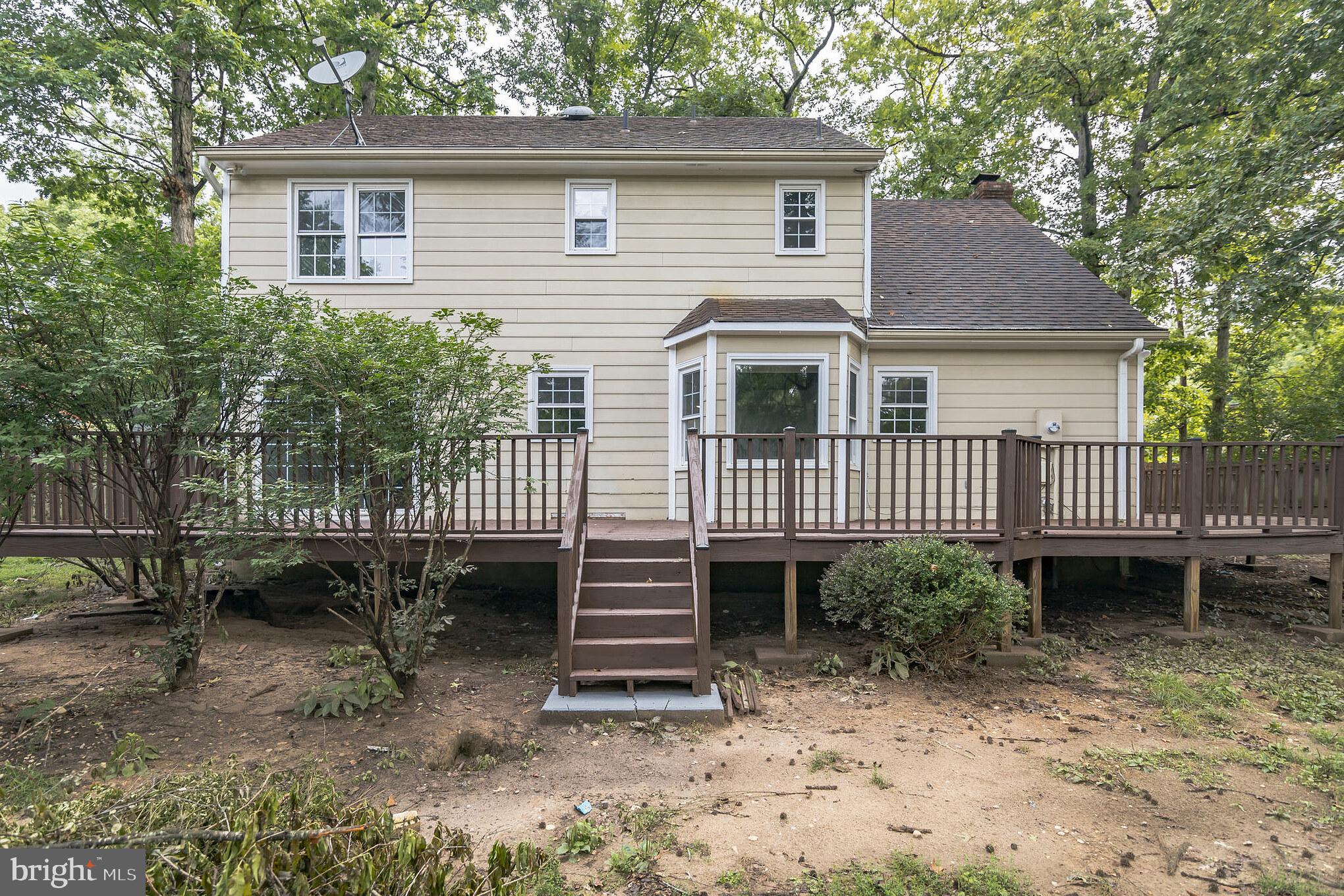 THE COLONIES - Residential