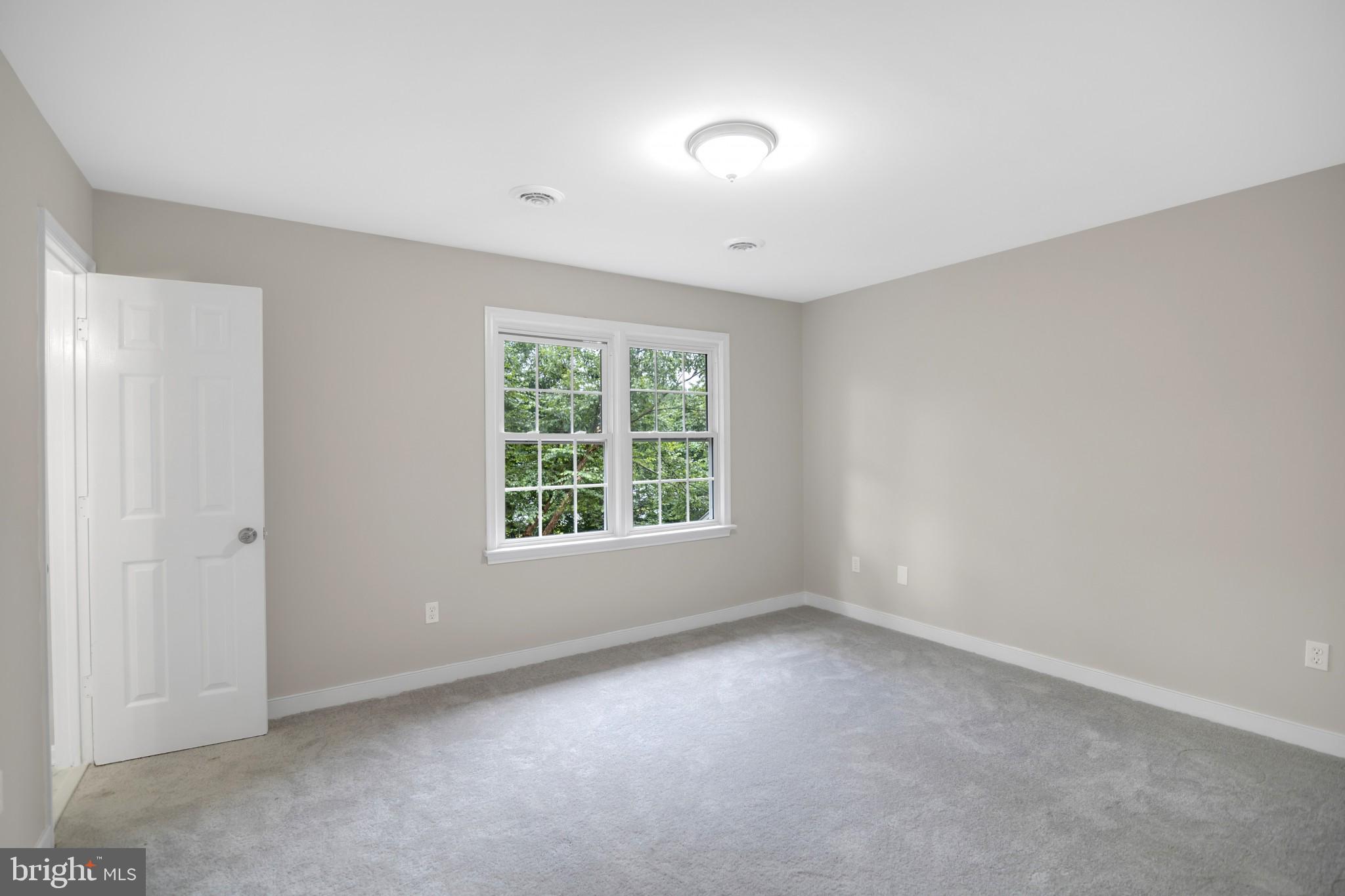 THE COLONIES - Residential