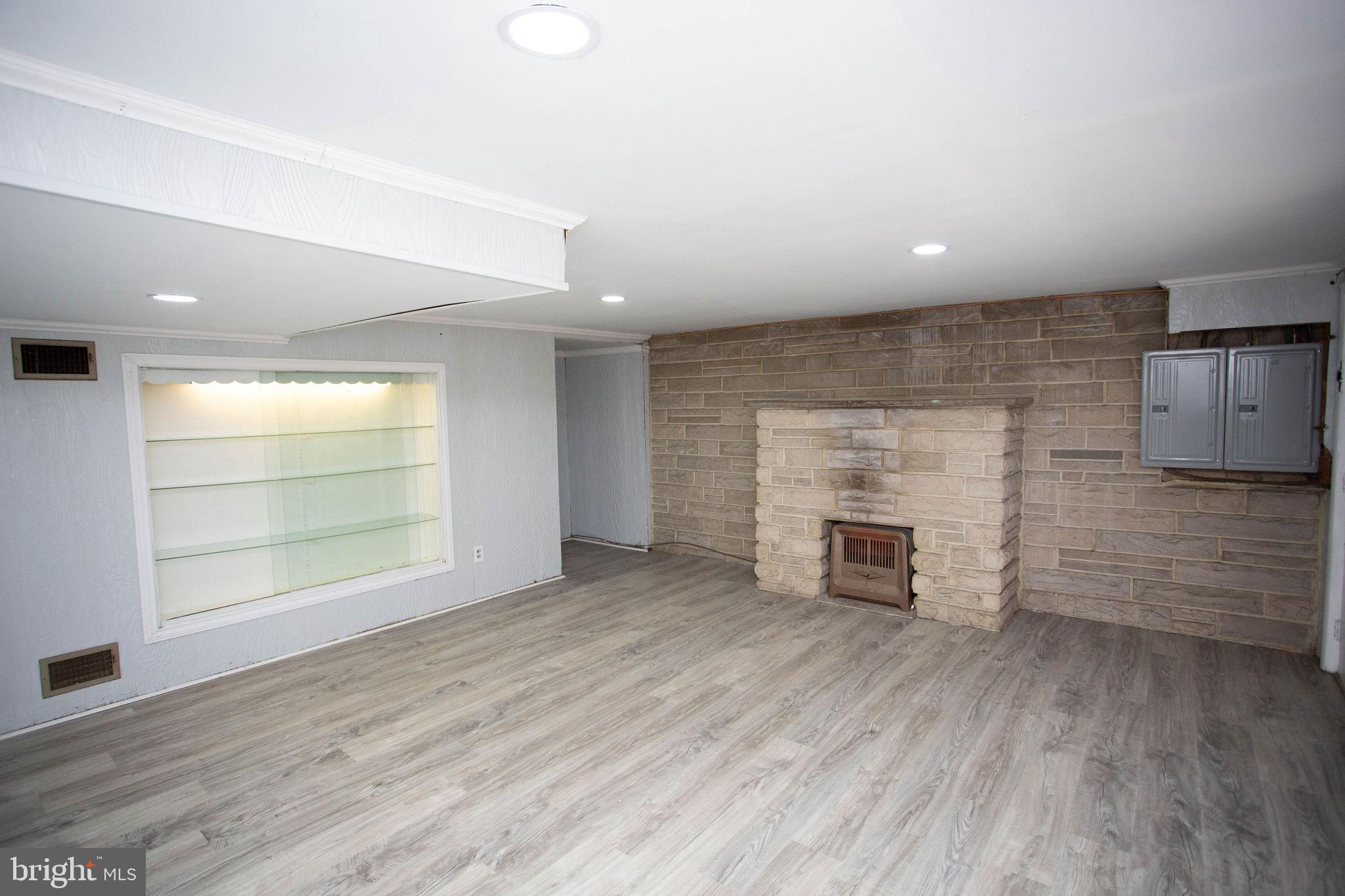 OVERBROOK PARK - Residential