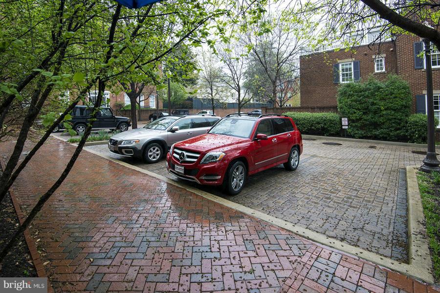 GEORGETOWN - Residential