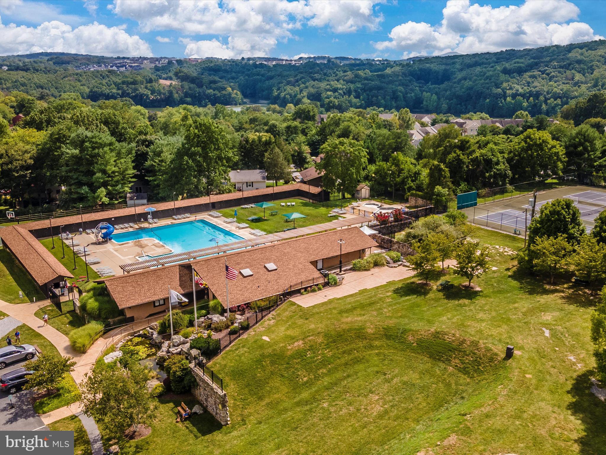 WESTWINDS - Residential