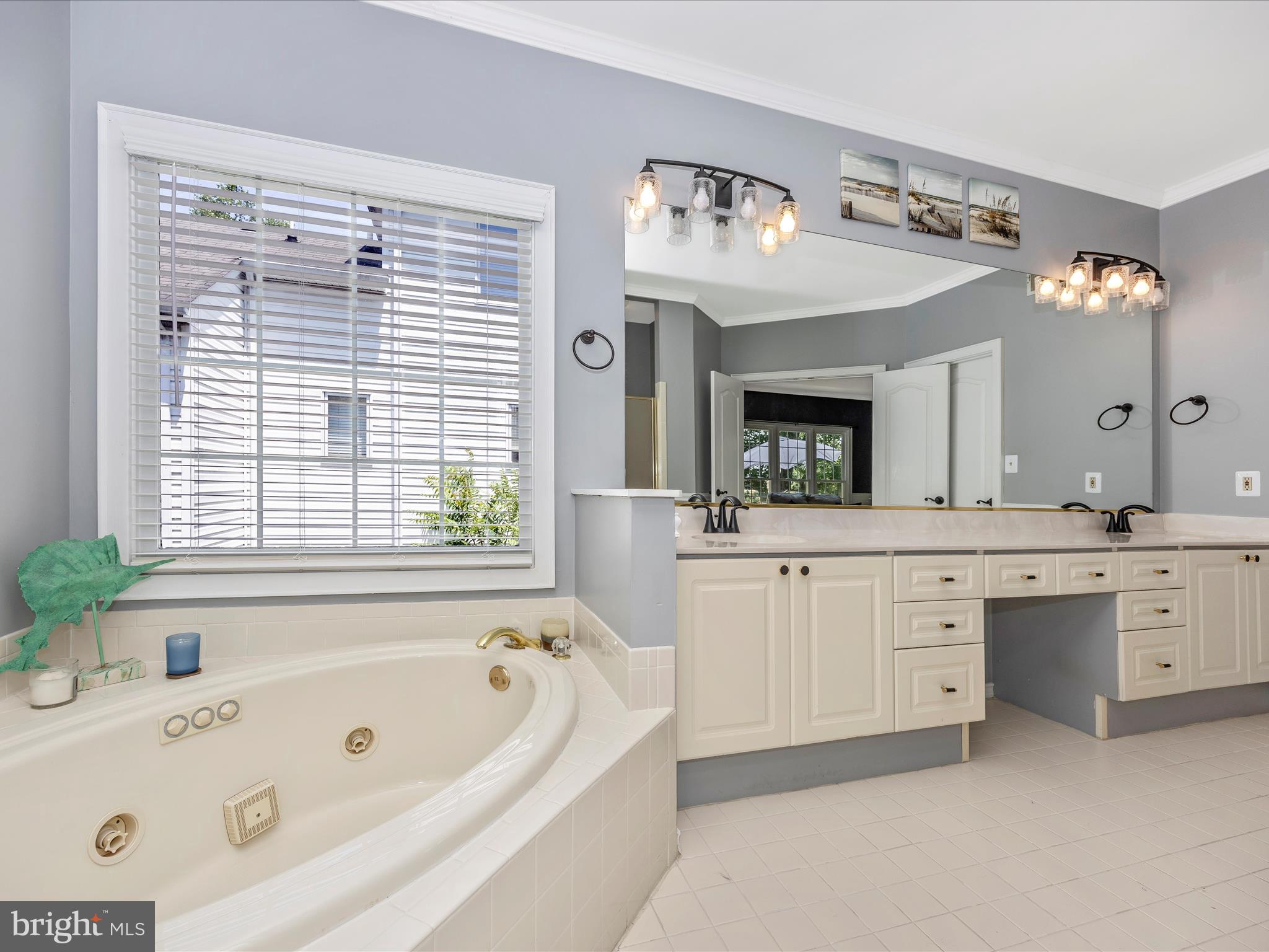 WESTWINDS - Residential