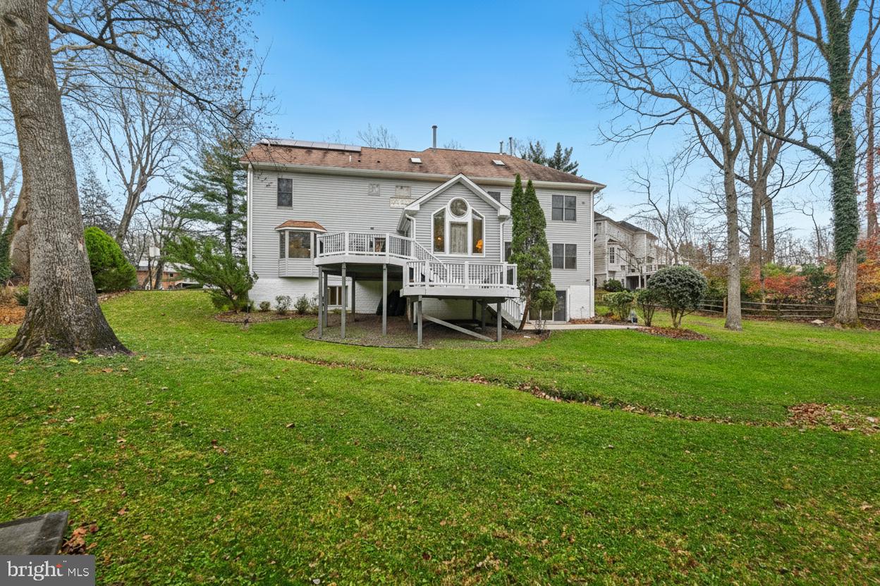 POTOMAC OUTSIDE - Residential