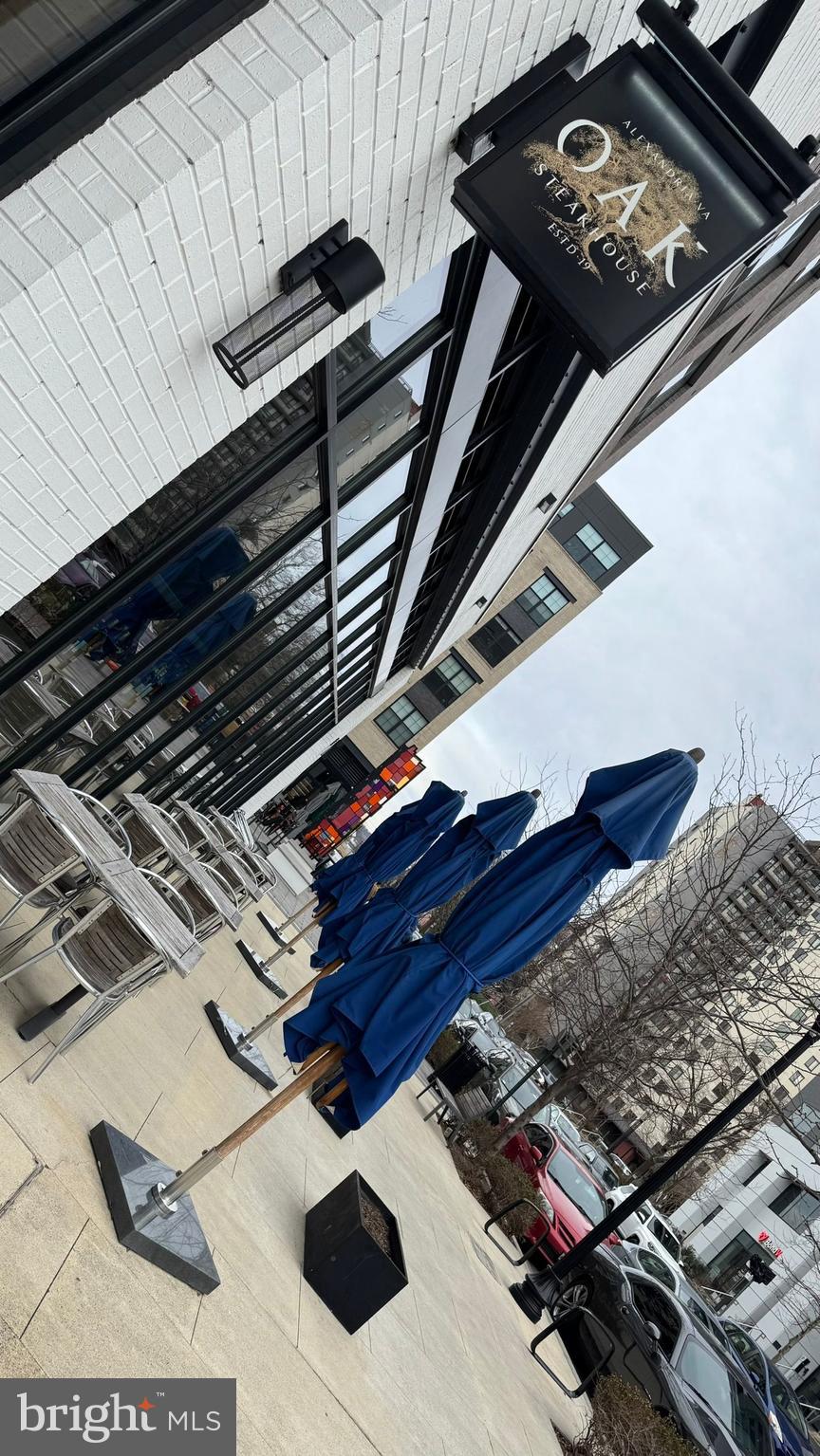 OLD TOWN ALEXANDRIA - Residential