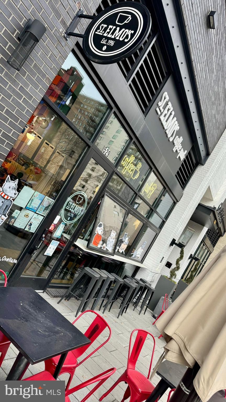 OLD TOWN ALEXANDRIA - Residential