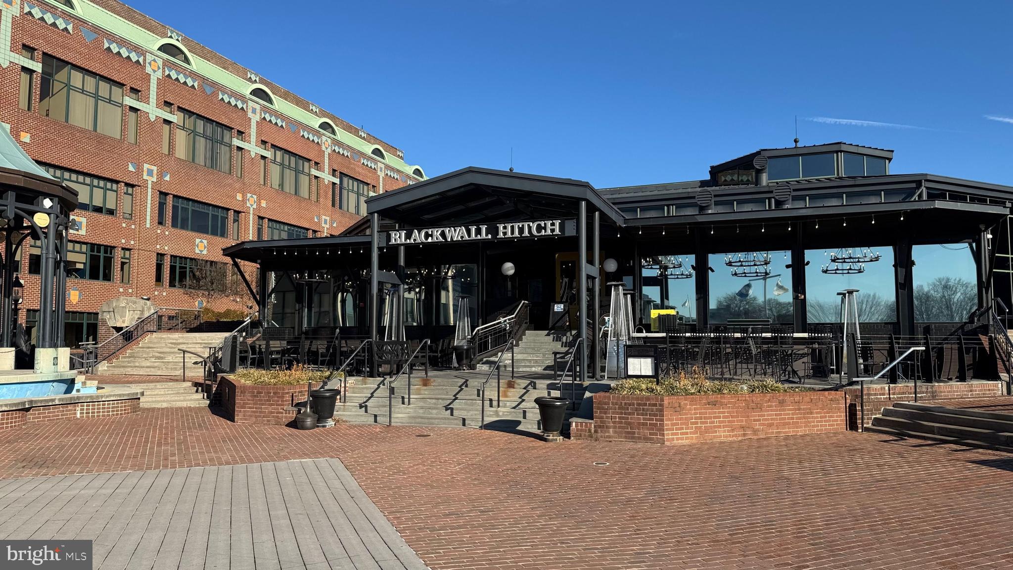 OLD TOWN ALEXANDRIA - Residential