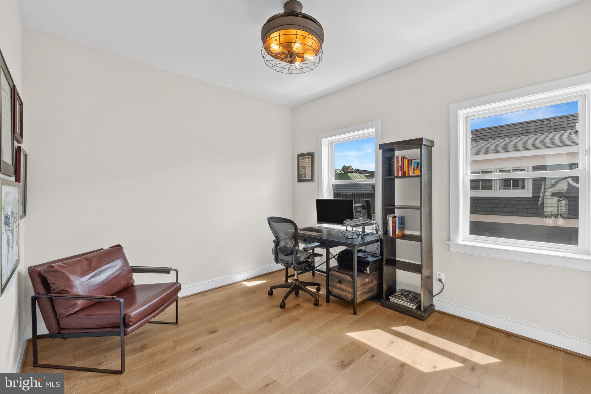 OLD TOWN ALEXANDRIA - Residential