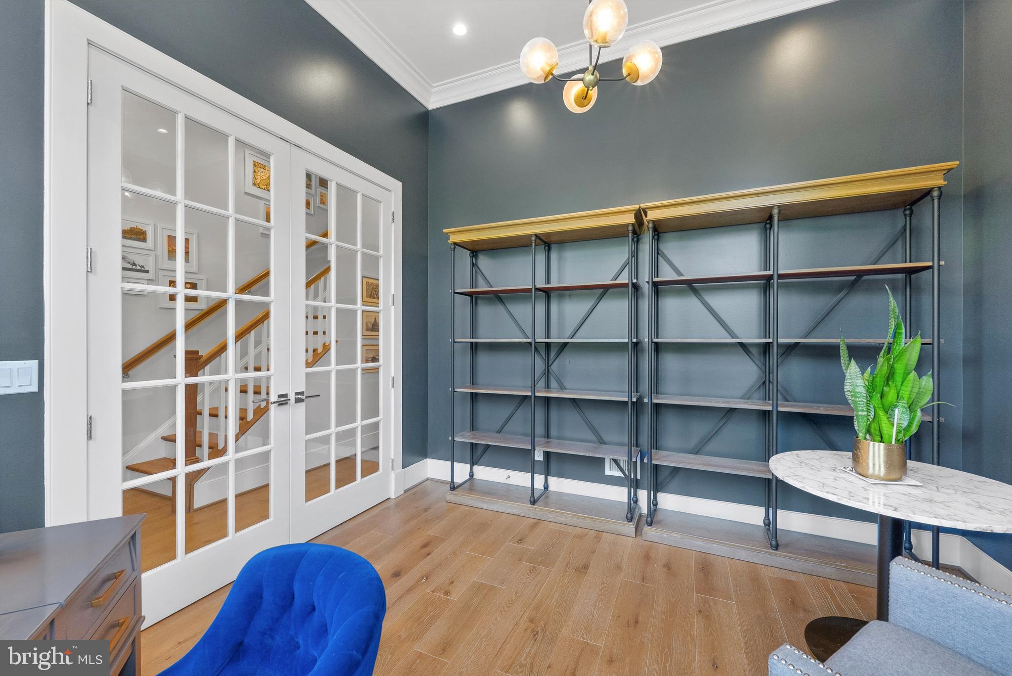 OLD TOWN ALEXANDRIA - Residential