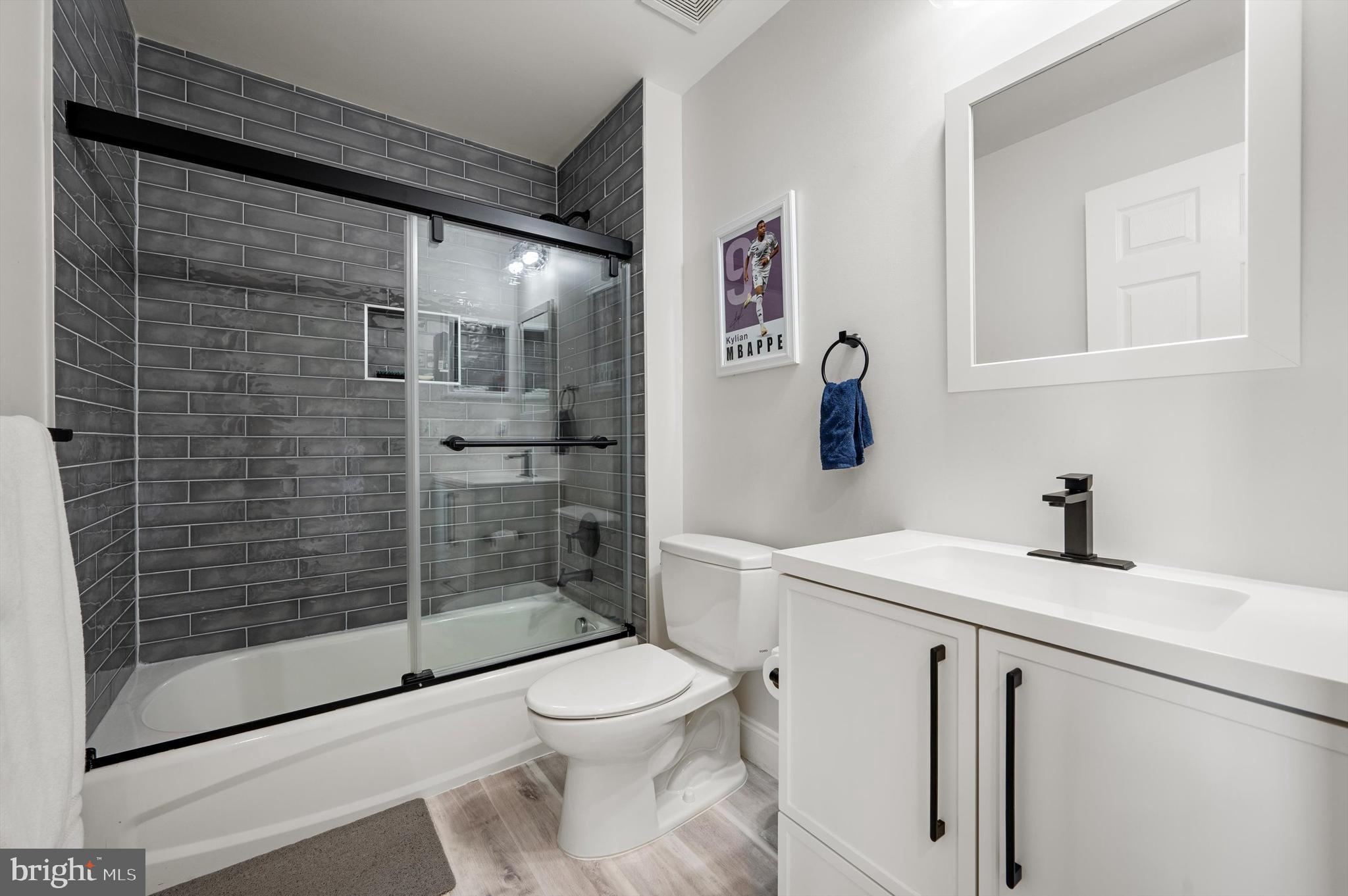 SHENSTONE - Residential