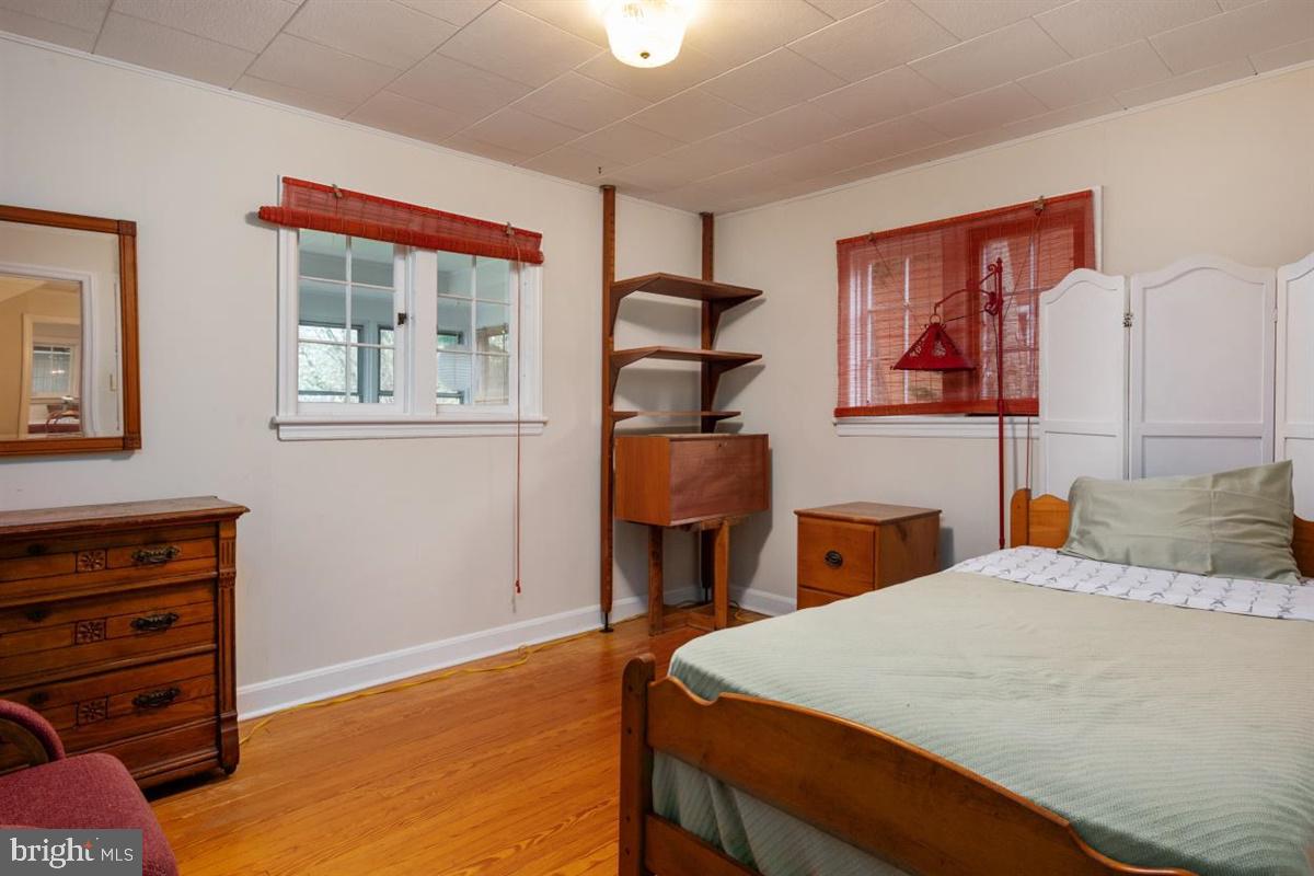 WHITEHALL BEACH - Residential