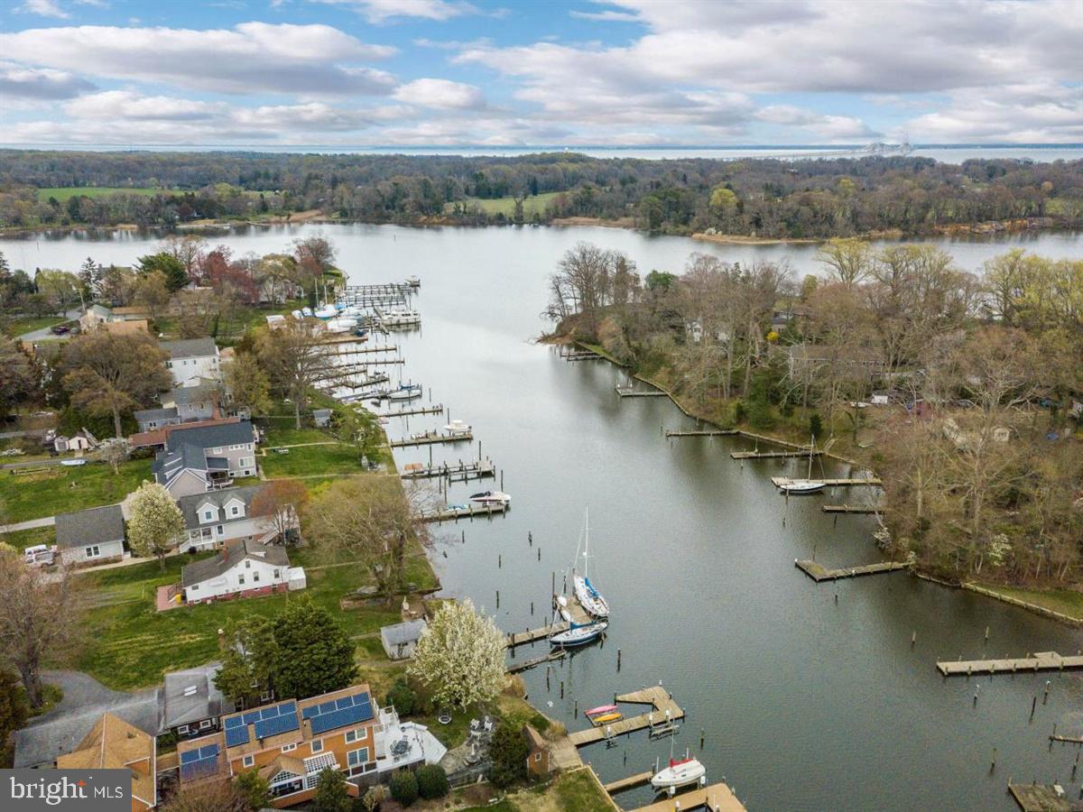 WHITEHALL BEACH - Residential