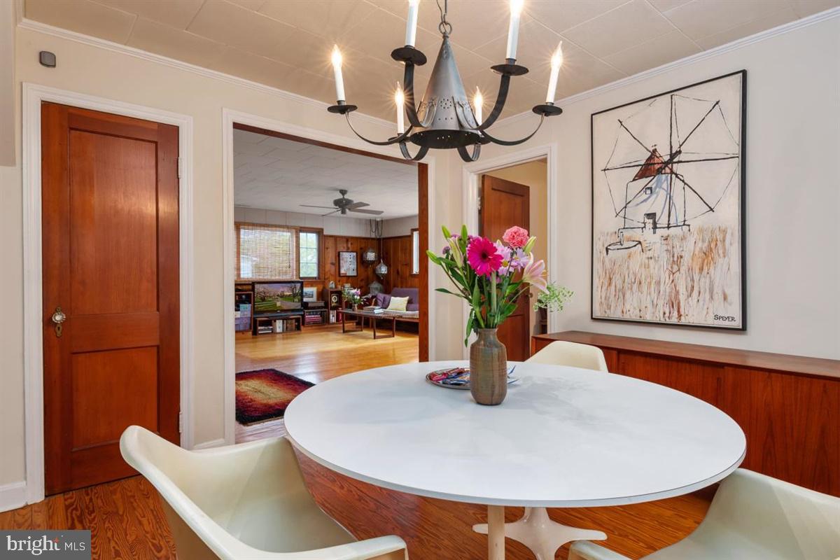 WHITEHALL BEACH - Residential