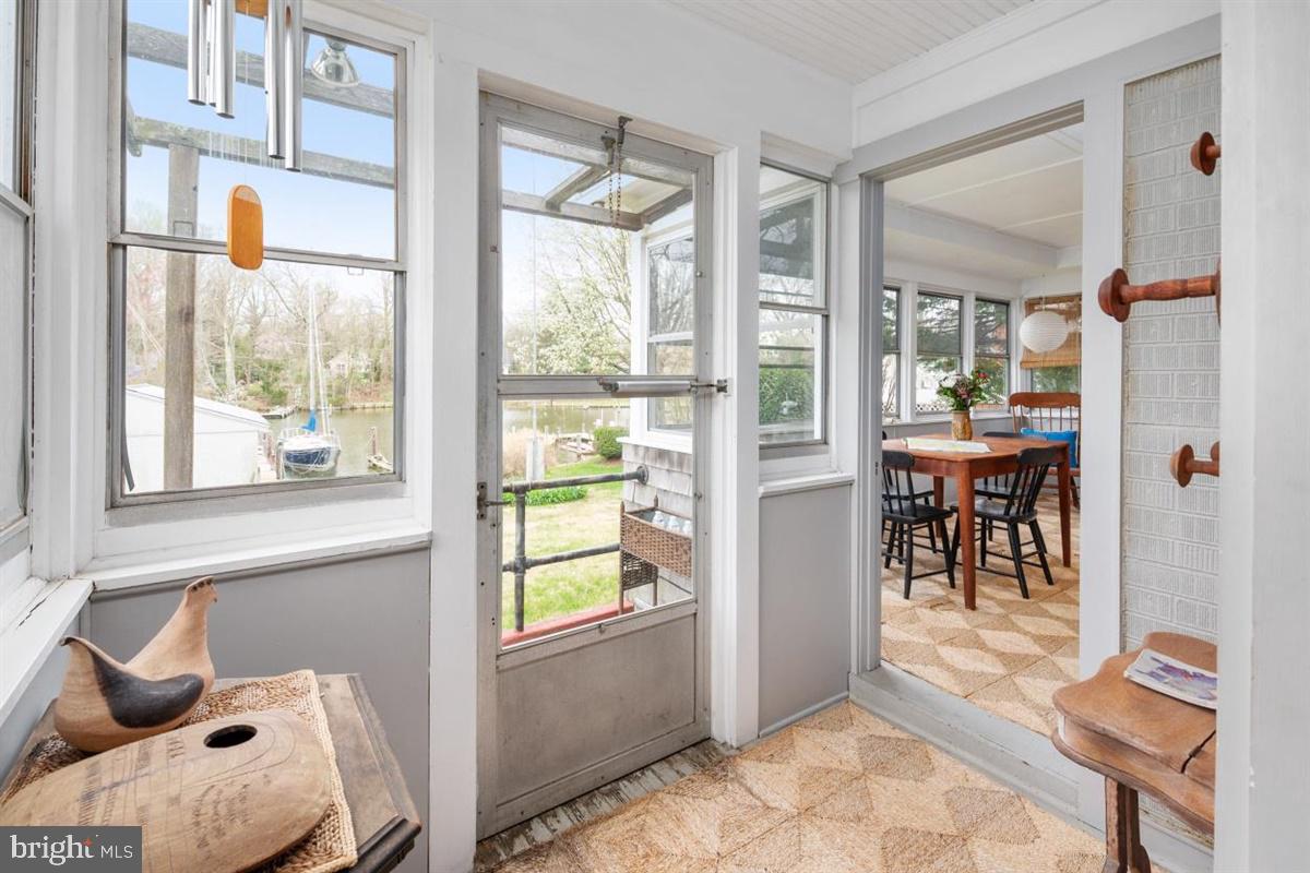 WHITEHALL BEACH - Residential