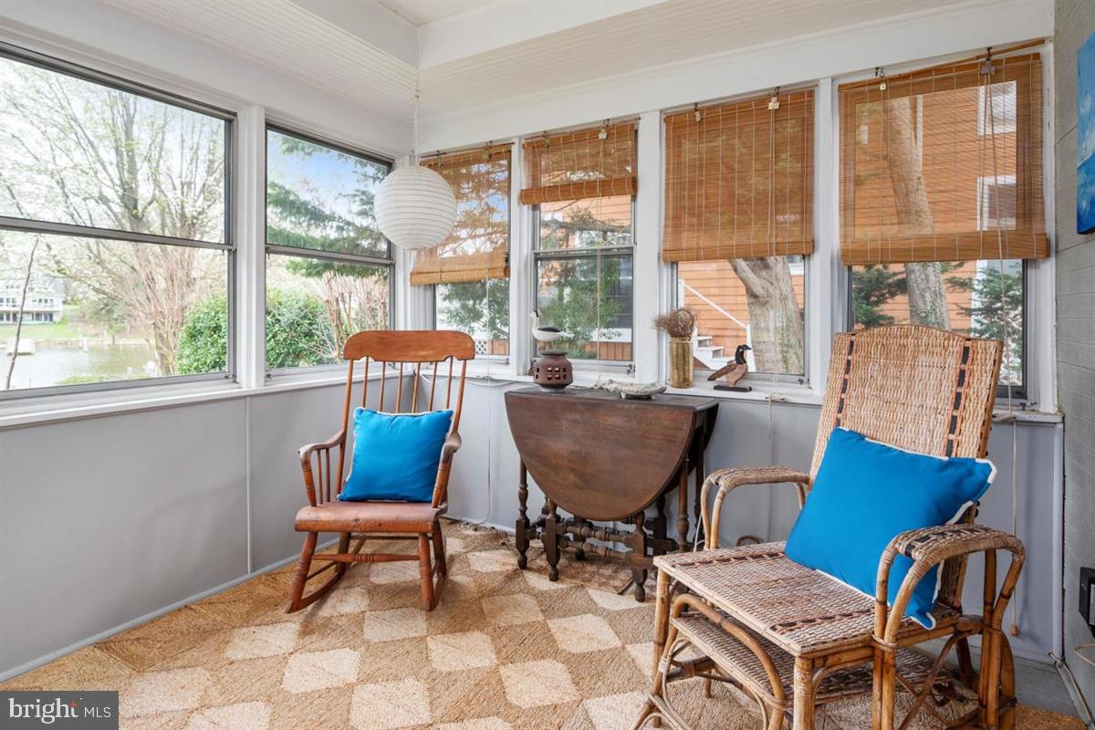 WHITEHALL BEACH - Residential