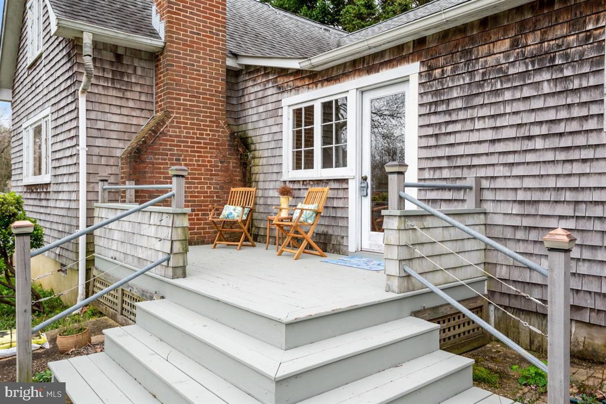 WHITEHALL BEACH - Residential