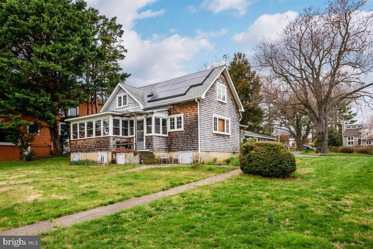 WHITEHALL BEACH - Residential