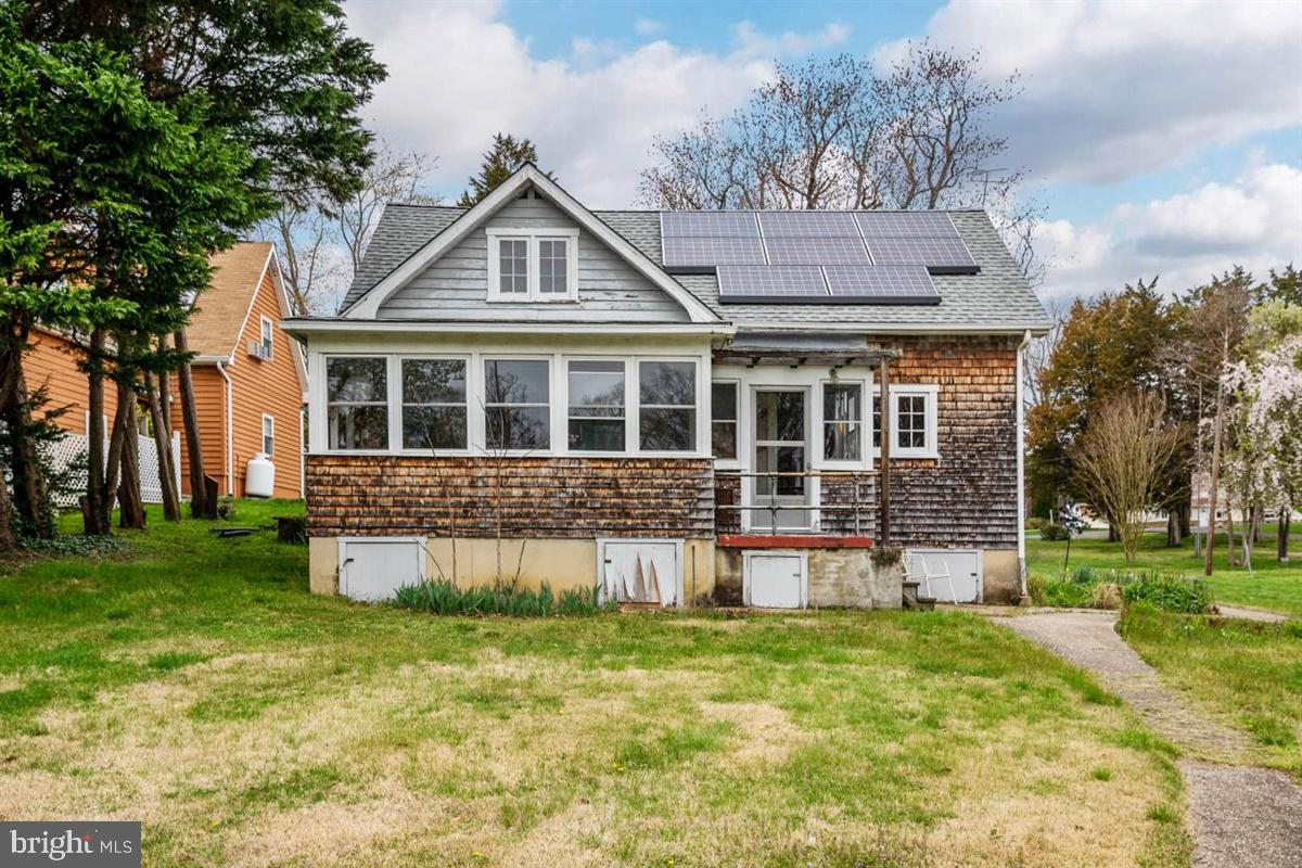 WHITEHALL BEACH - Residential