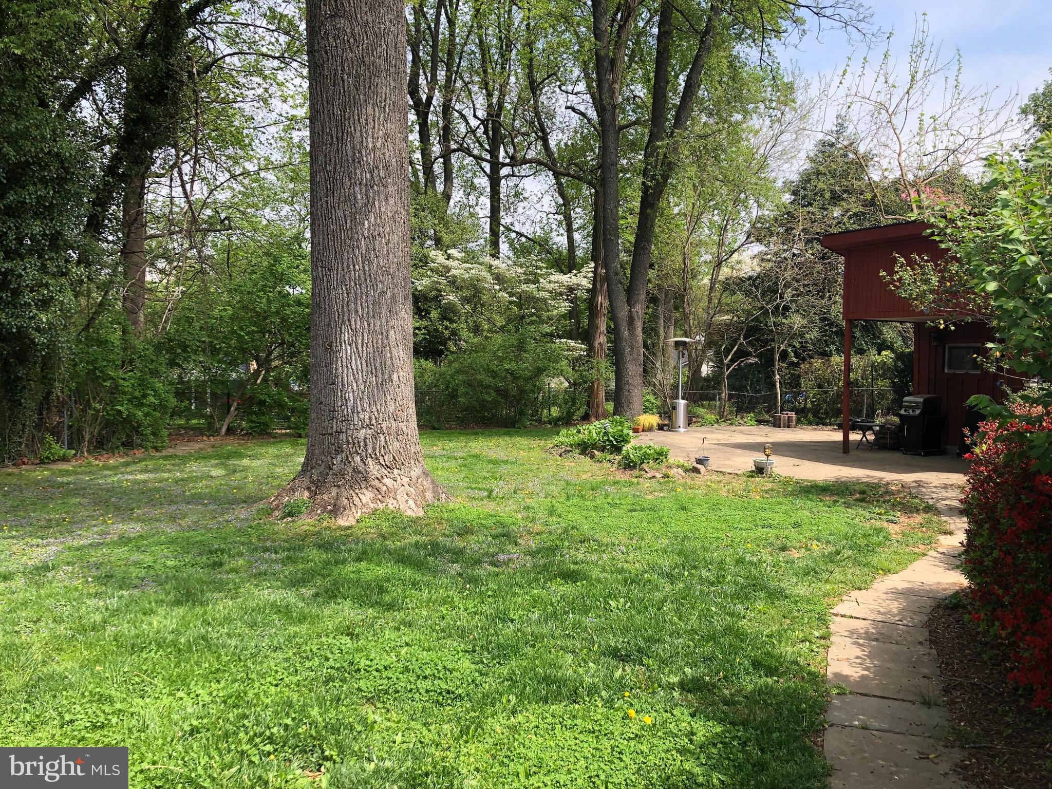 ROCKVILLE - Residential Lease