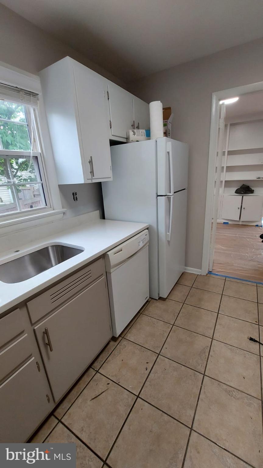 ROCKVILLE - Residential Lease