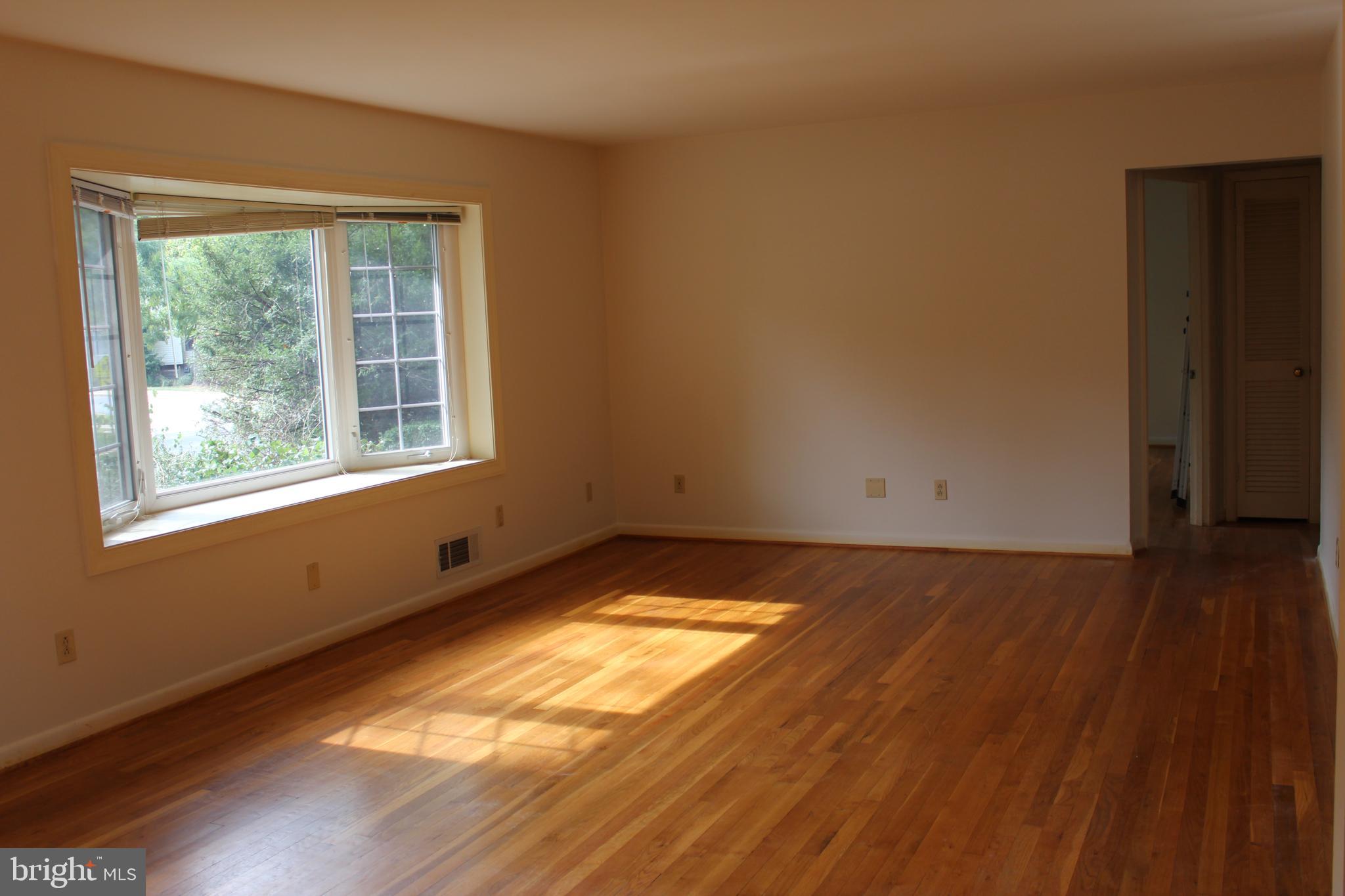 ROCKVILLE - Residential Lease