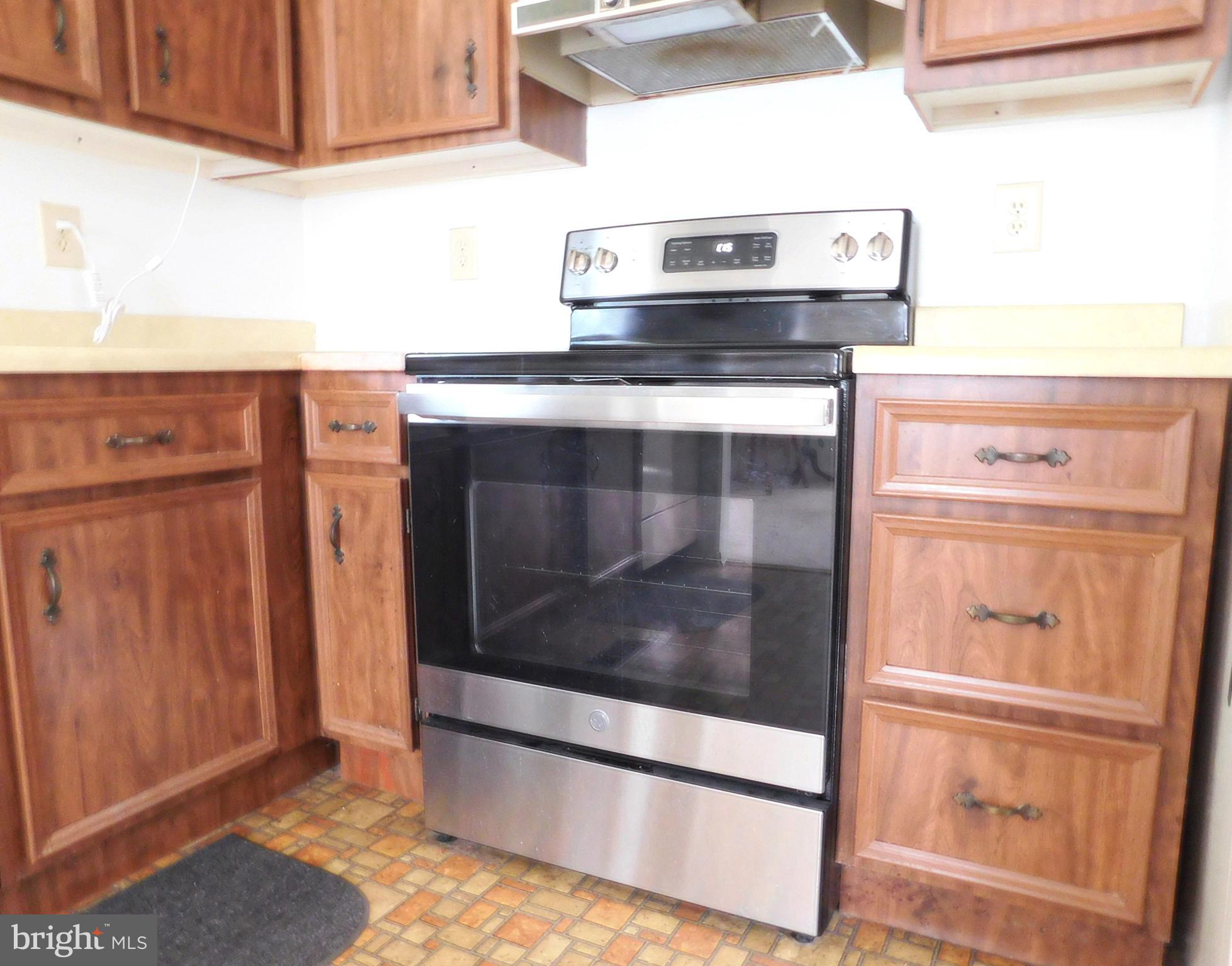 SCHUMAKER GLEN - Residential