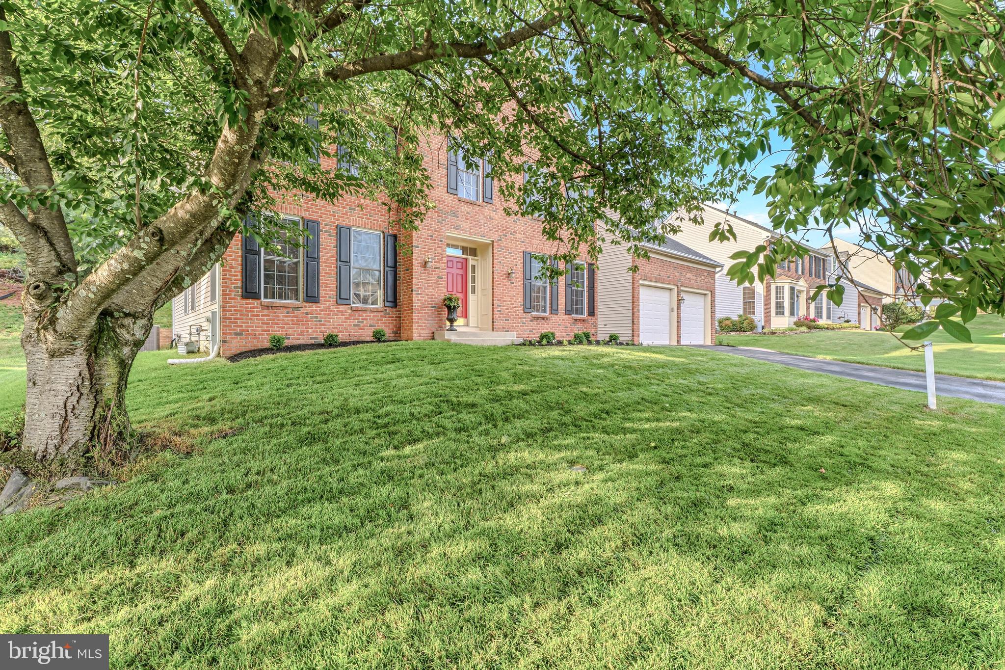 THE OAKS AT FIVE FARMS - Residential