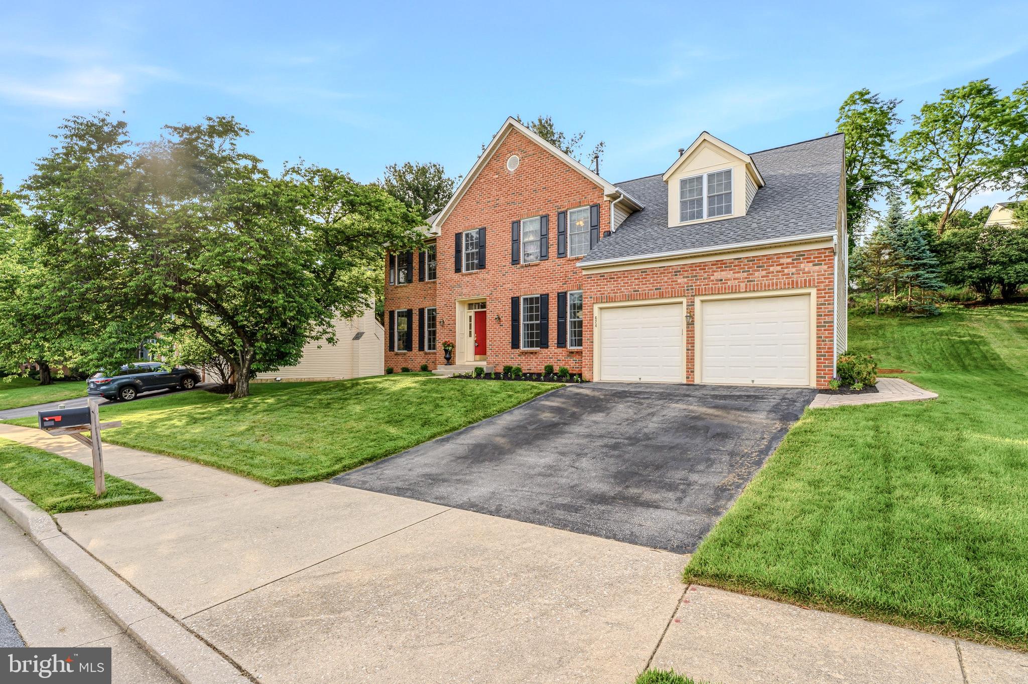 THE OAKS AT FIVE FARMS - Residential