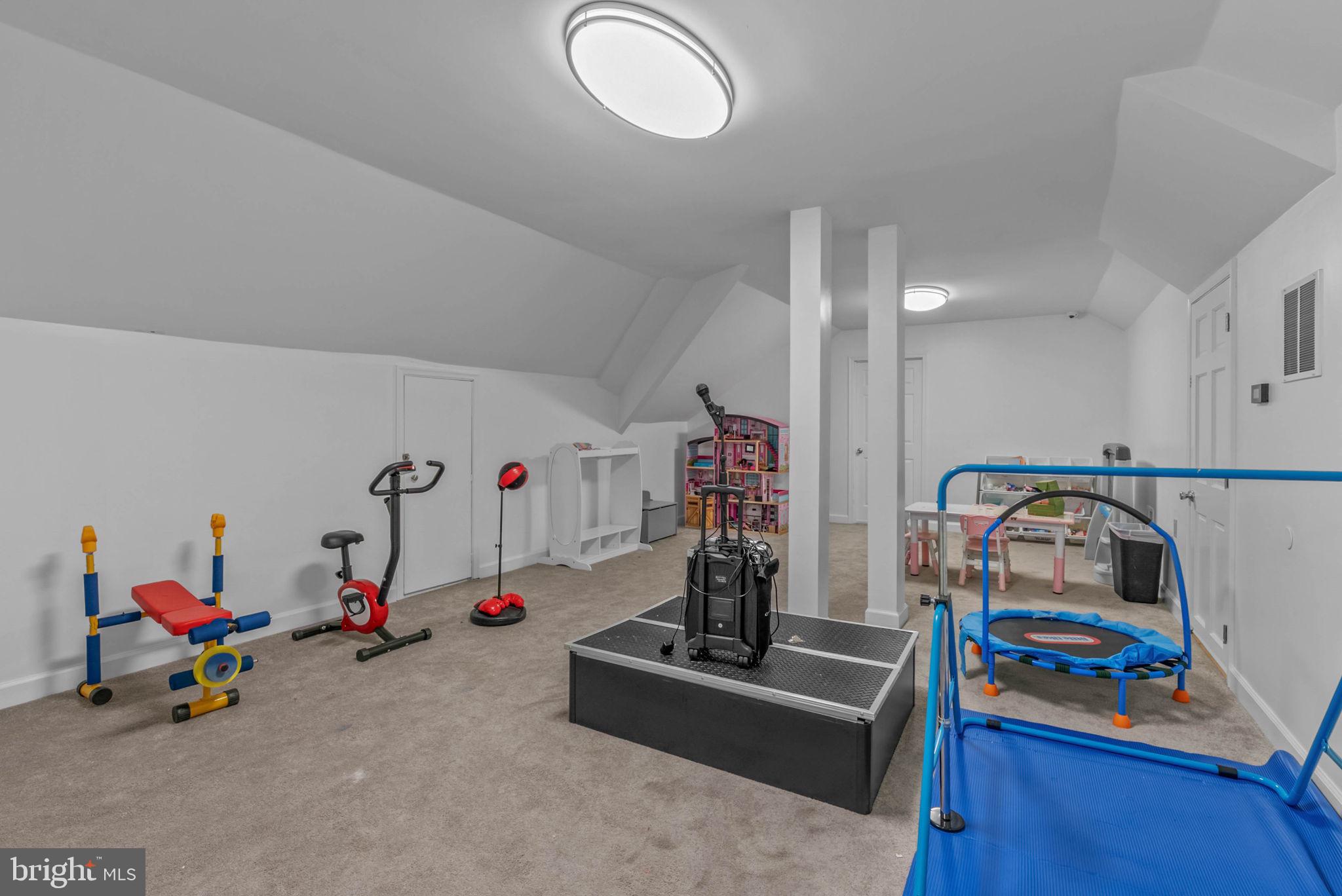 WOODS AT GWYNEDD V - Residential