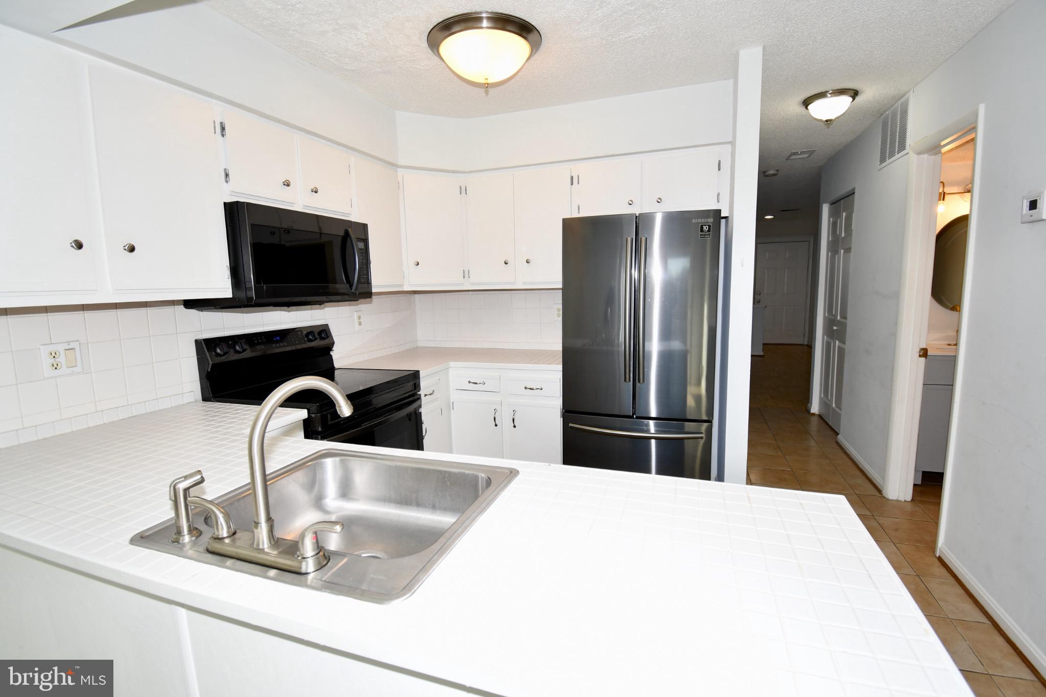 FAIR HILL - Residential