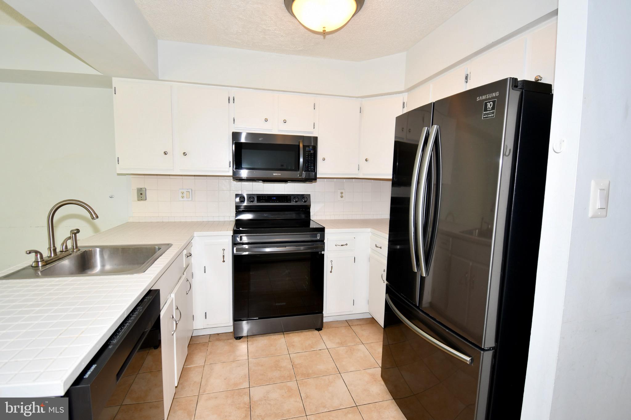 FAIR HILL - Residential